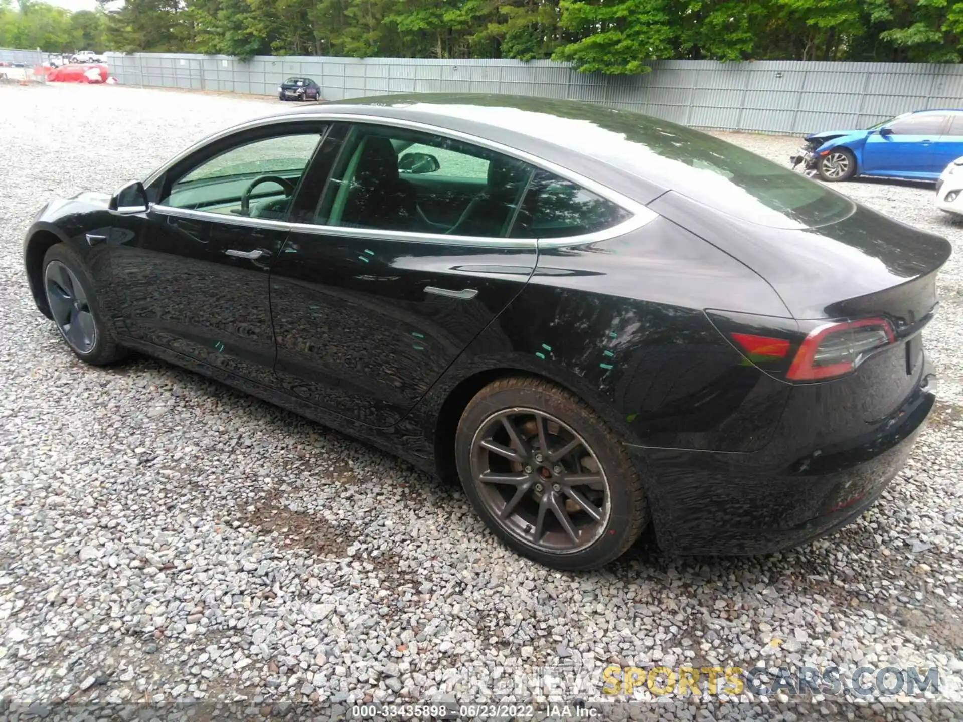 3 Photograph of a damaged car 5YJ3E1EA8LF736549 TESLA MODEL 3 2020