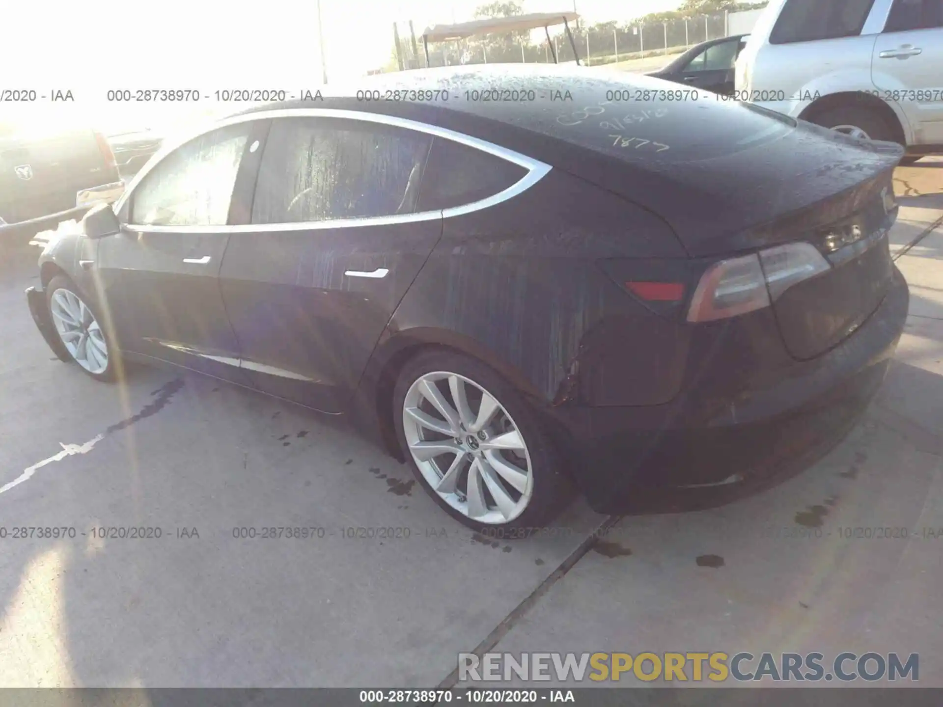 3 Photograph of a damaged car 5YJ3E1EA8LF737877 TESLA MODEL 3 2020