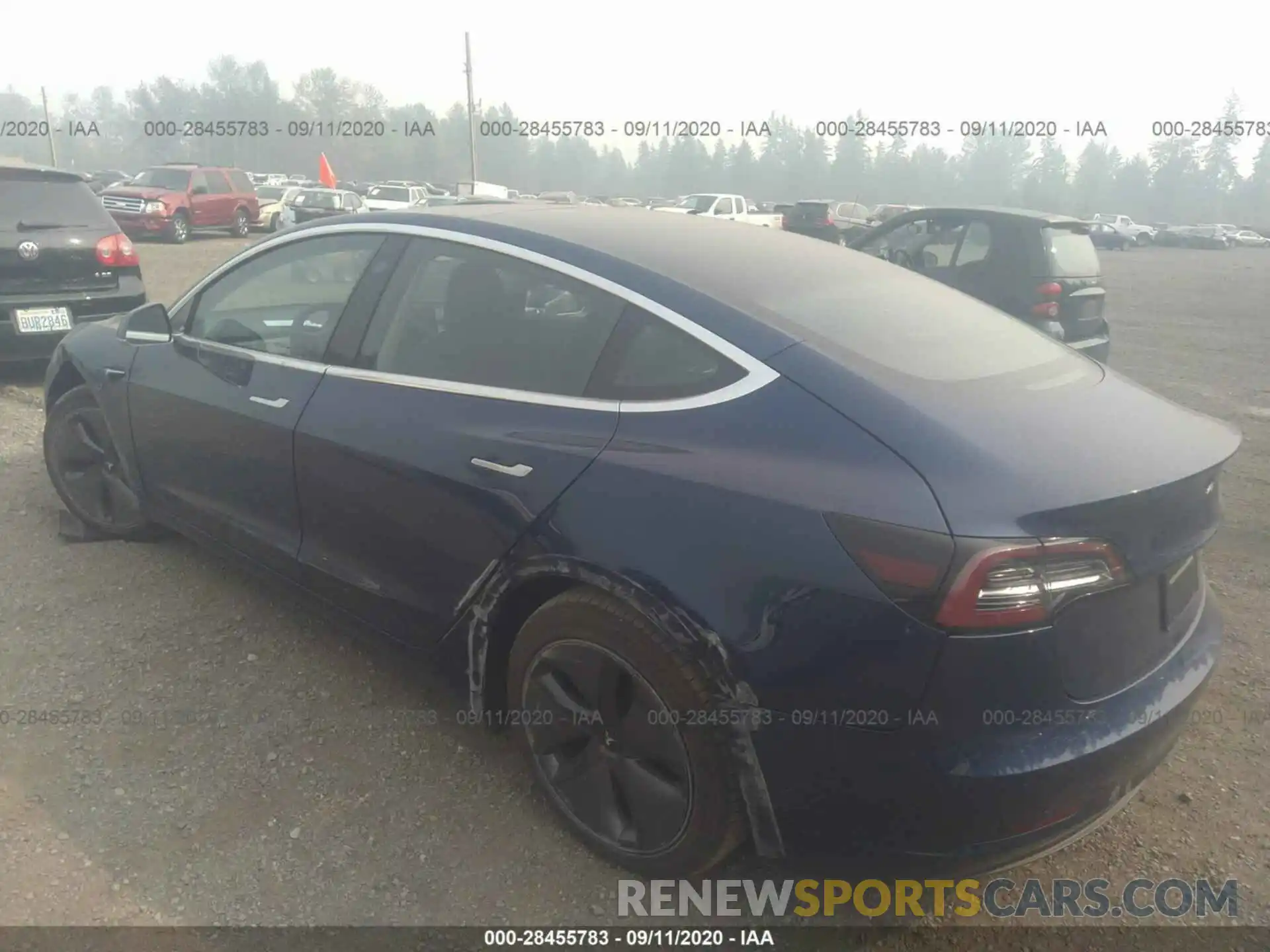 3 Photograph of a damaged car 5YJ3E1EA8LF739726 TESLA MODEL 3 2020