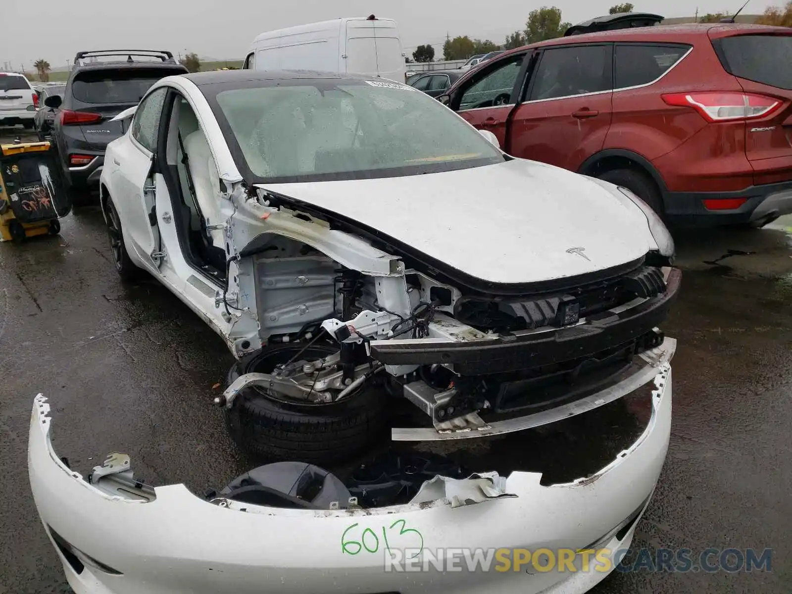 1 Photograph of a damaged car 5YJ3E1EA8LF746174 TESLA MODEL 3 2020