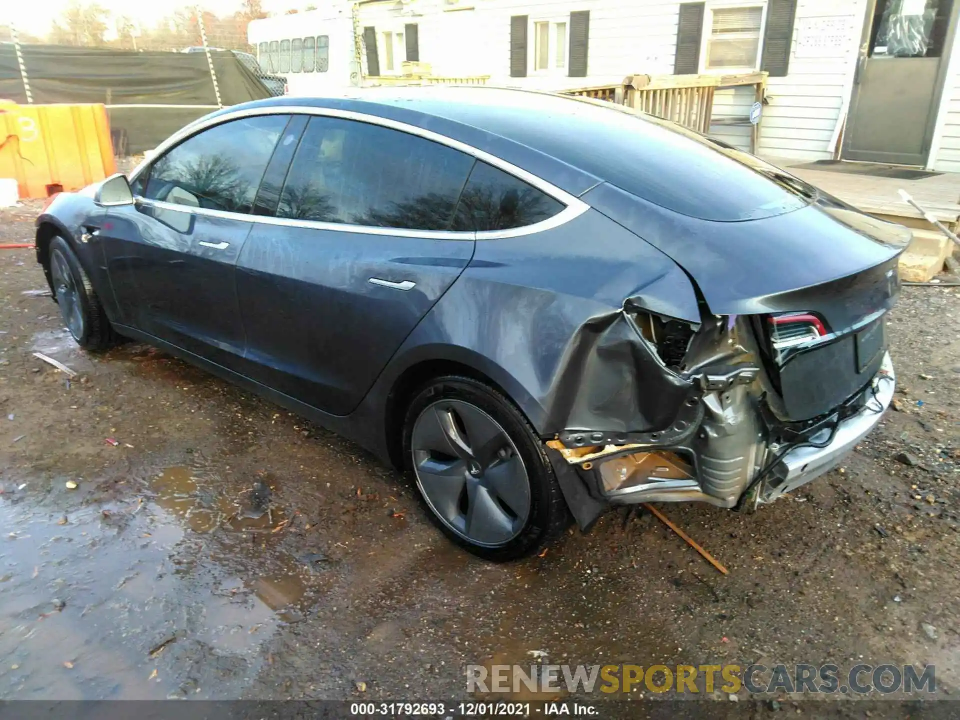 3 Photograph of a damaged car 5YJ3E1EA9LF495830 TESLA MODEL 3 2020