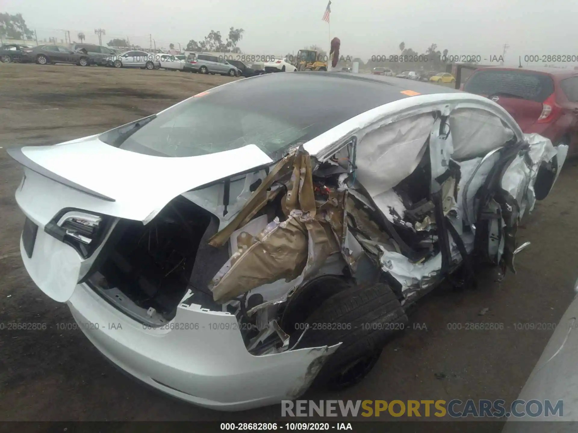 6 Photograph of a damaged car 5YJ3E1EA9LF590520 TESLA MODEL 3 2020