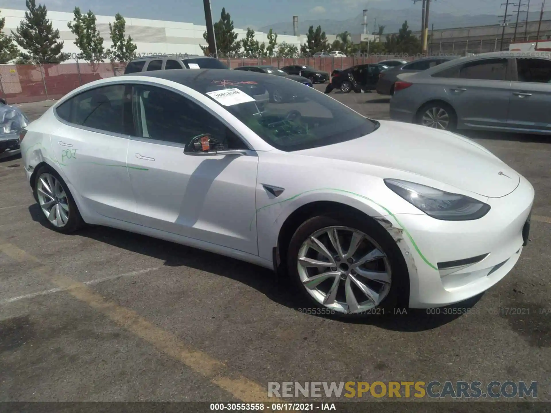 1 Photograph of a damaged car 5YJ3E1EA9LF590971 TESLA MODEL 3 2020