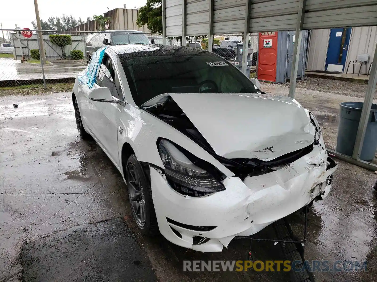 1 Photograph of a damaged car 5YJ3E1EA9LF597760 TESLA MODEL 3 2020