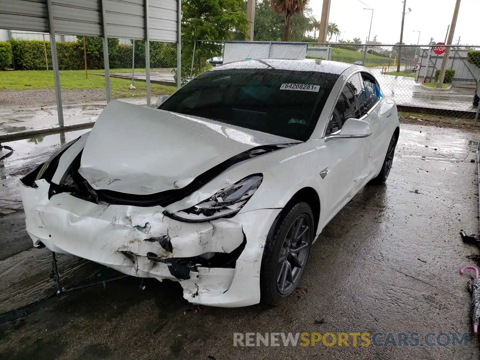 2 Photograph of a damaged car 5YJ3E1EA9LF597760 TESLA MODEL 3 2020