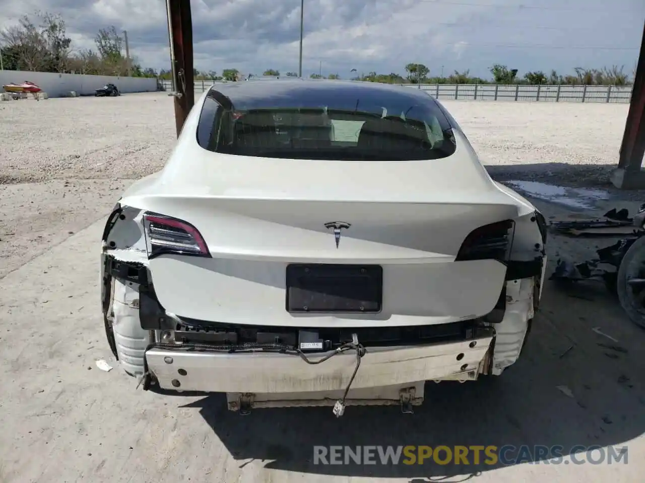 9 Photograph of a damaged car 5YJ3E1EA9LF598049 TESLA MODEL 3 2020