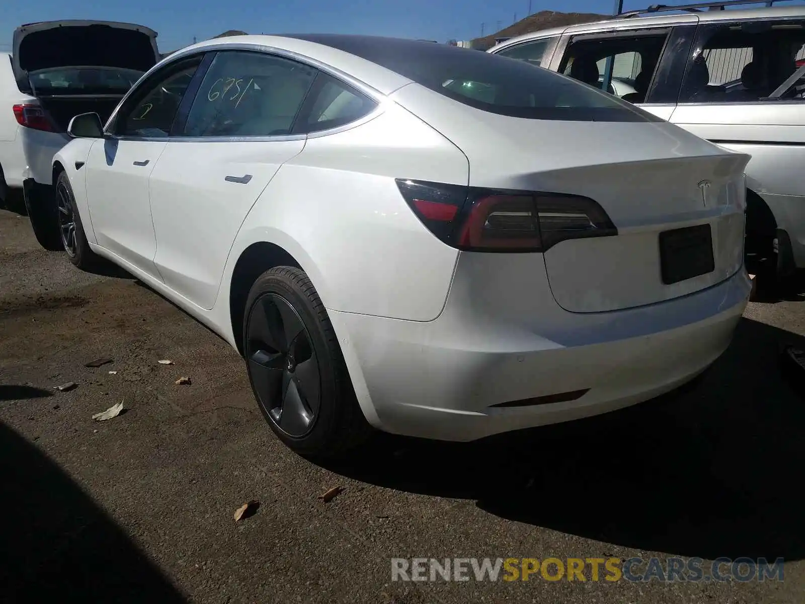 3 Photograph of a damaged car 5YJ3E1EA9LF615495 TESLA MODEL 3 2020