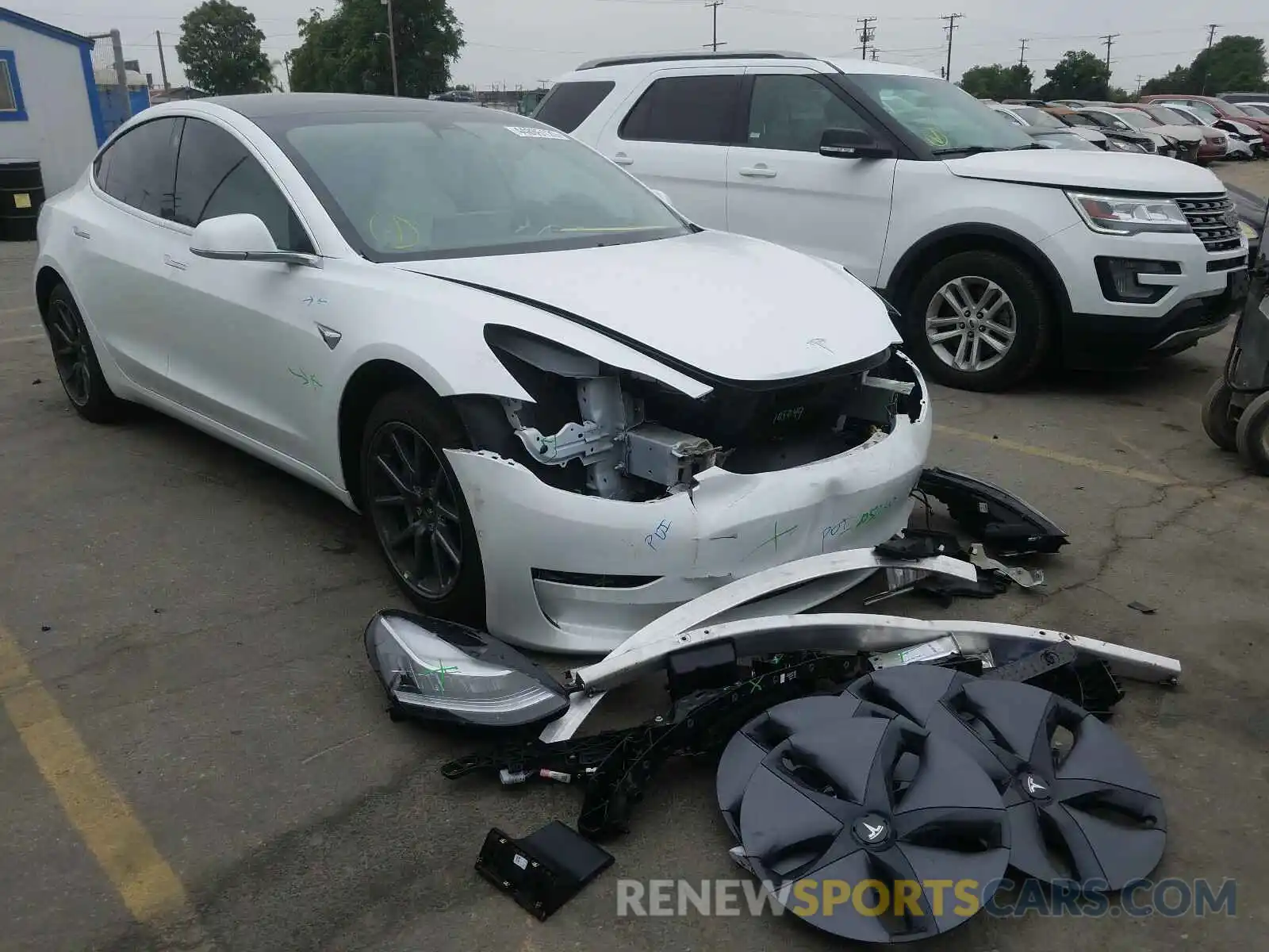 1 Photograph of a damaged car 5YJ3E1EA9LF634788 TESLA MODEL 3 2020