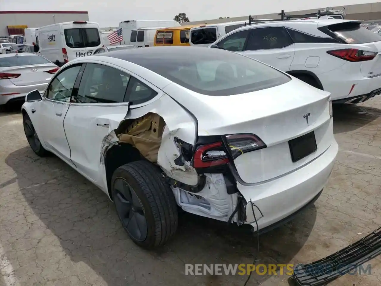 3 Photograph of a damaged car 5YJ3E1EA9LF645273 TESLA MODEL 3 2020