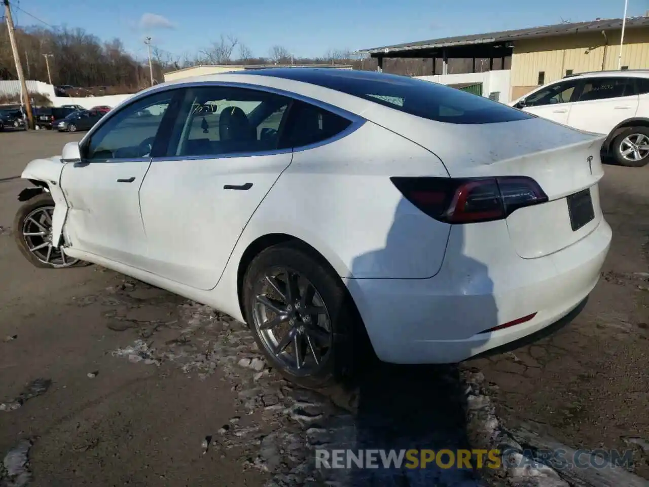 3 Photograph of a damaged car 5YJ3E1EA9LF658735 TESLA MODEL 3 2020