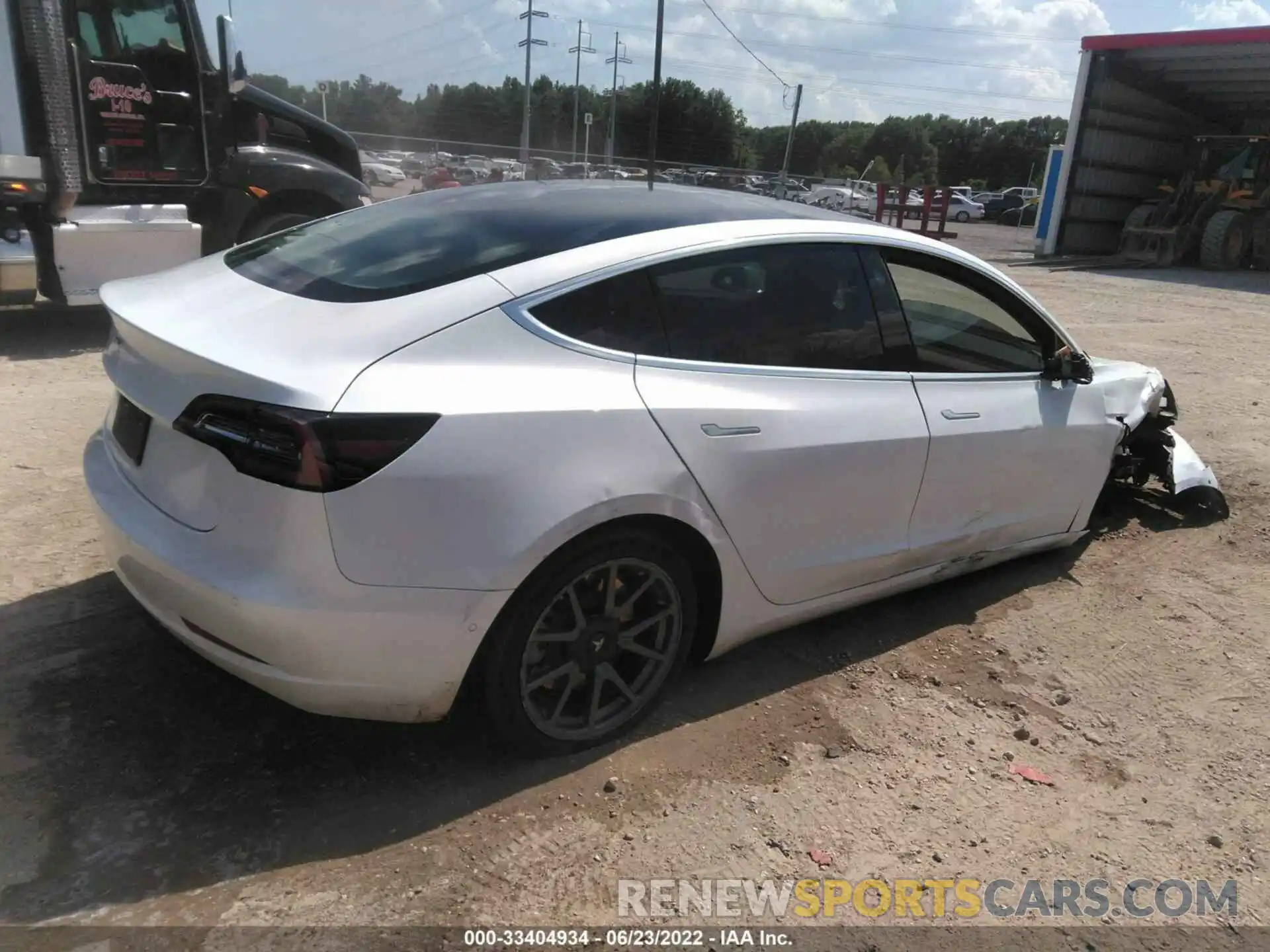 4 Фотография поврежденного автомобиля 5YJ3E1EA9LF660033 TESLA MODEL 3 2020