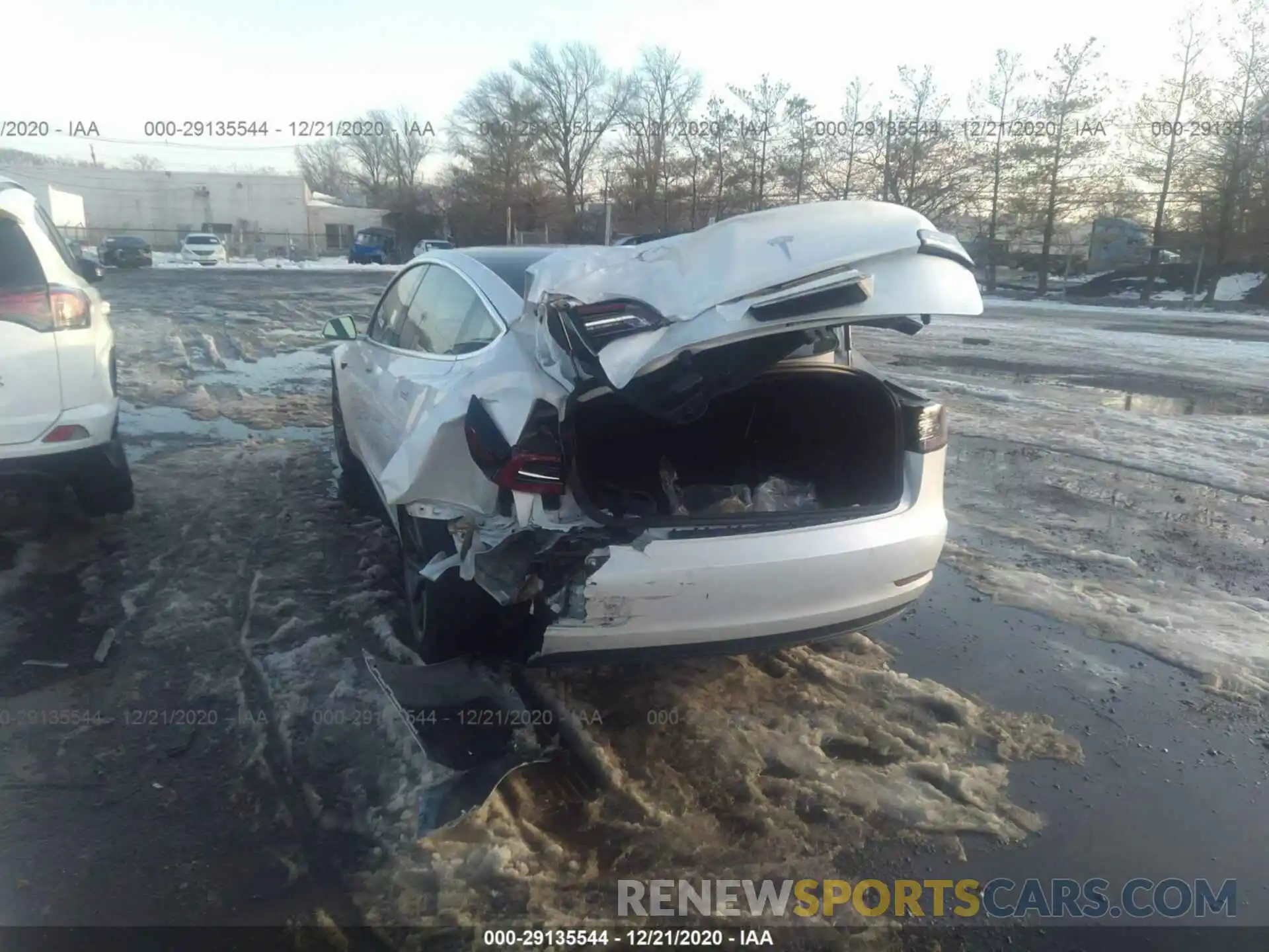 3 Photograph of a damaged car 5YJ3E1EA9LF703706 TESLA MODEL 3 2020