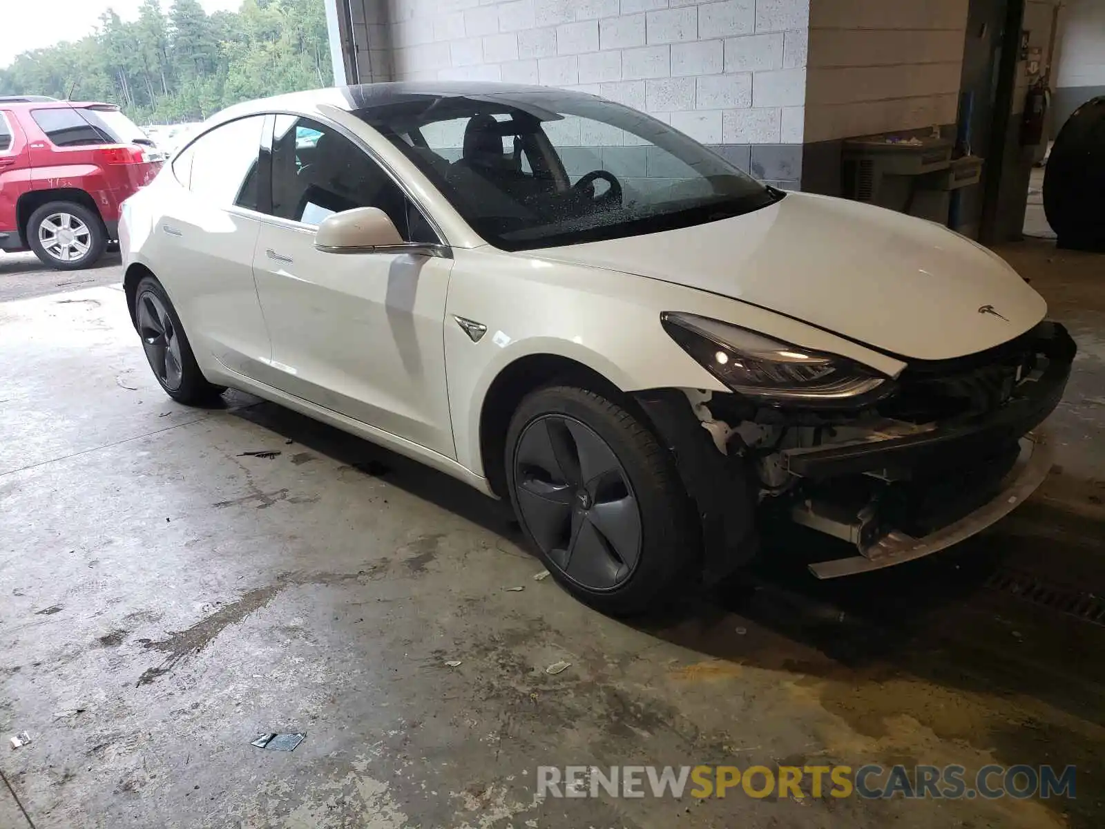 1 Photograph of a damaged car 5YJ3E1EA9LF706945 TESLA MODEL 3 2020