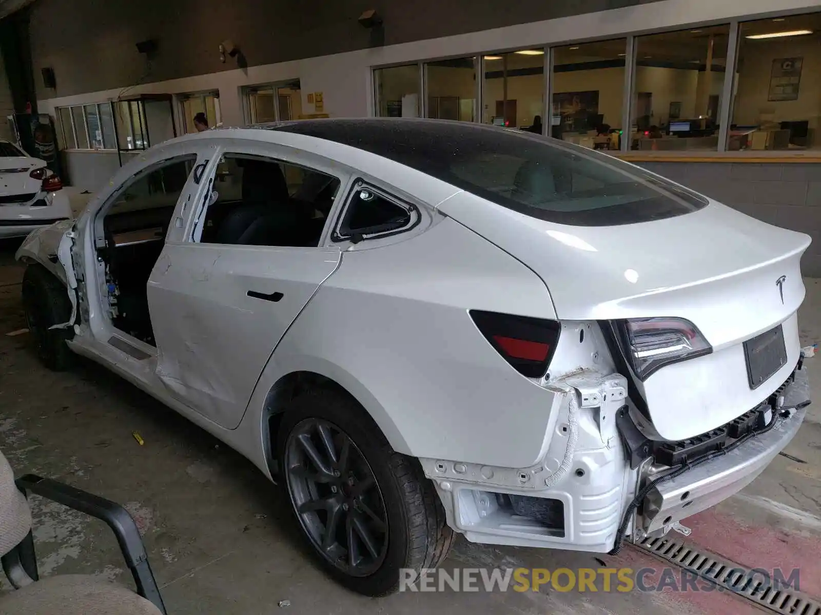 3 Photograph of a damaged car 5YJ3E1EA9LF706945 TESLA MODEL 3 2020