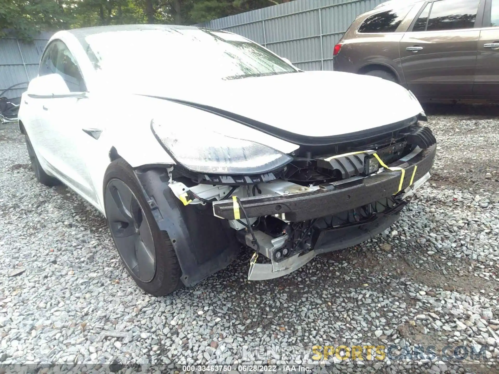 6 Photograph of a damaged car 5YJ3E1EA9LF706962 TESLA MODEL 3 2020