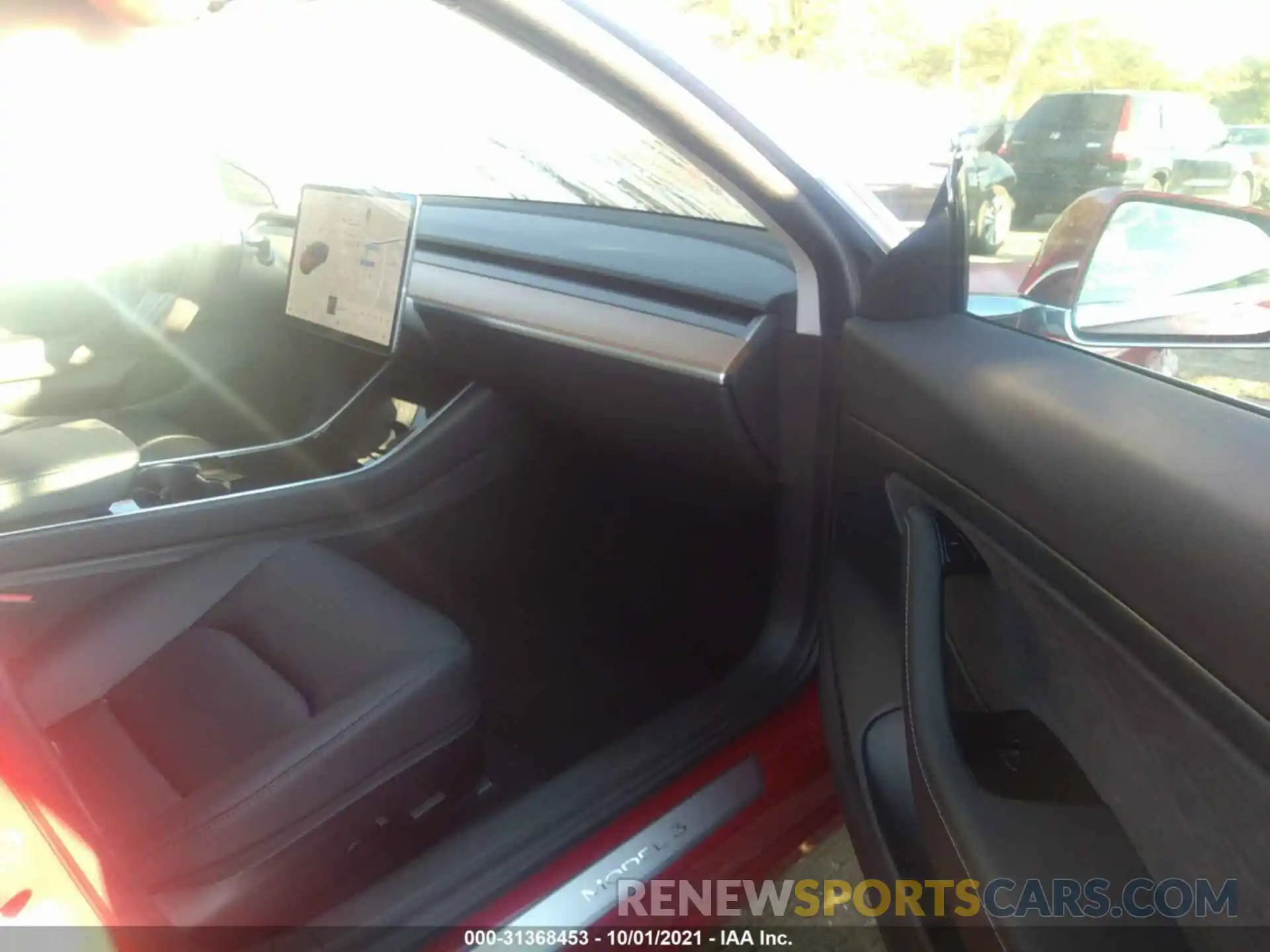 5 Photograph of a damaged car 5YJ3E1EA9LF739623 TESLA MODEL 3 2020