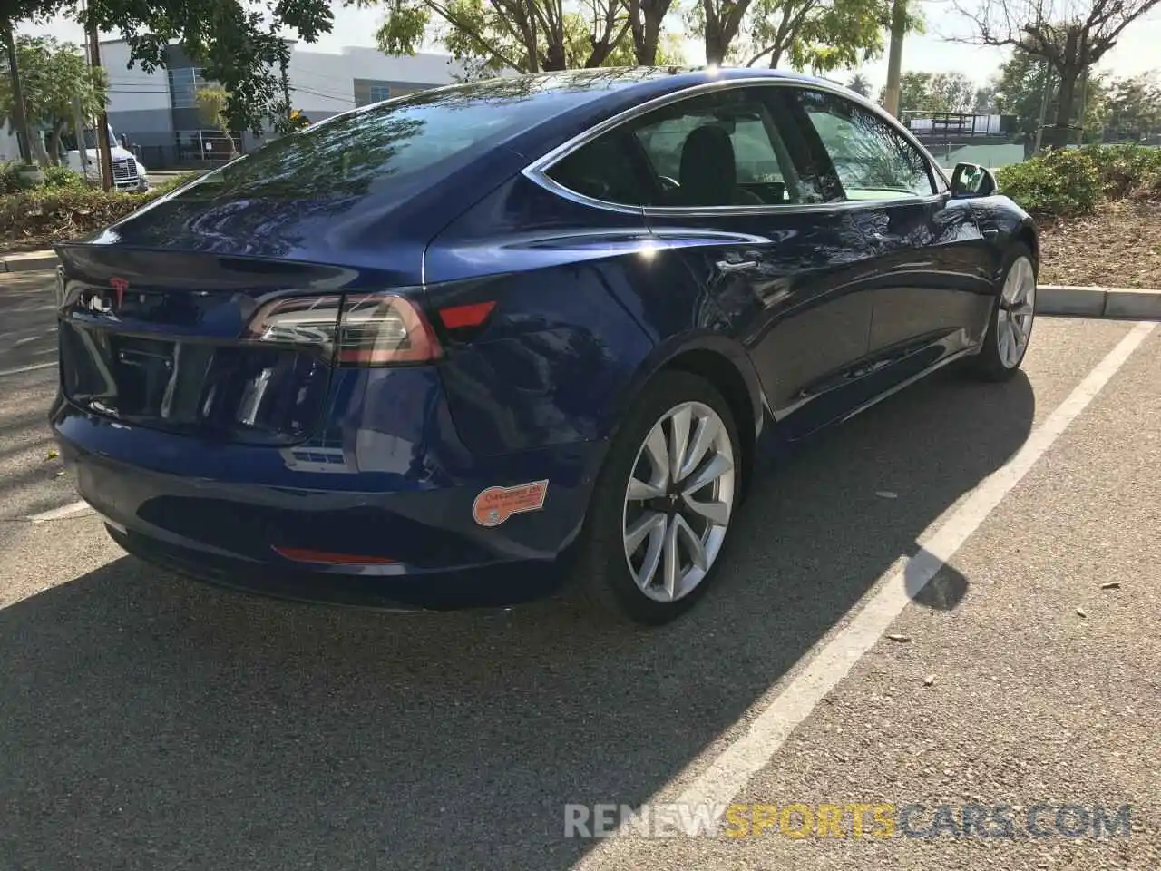 4 Photograph of a damaged car 5YJ3E1EA9LF745826 TESLA MODEL 3 2020