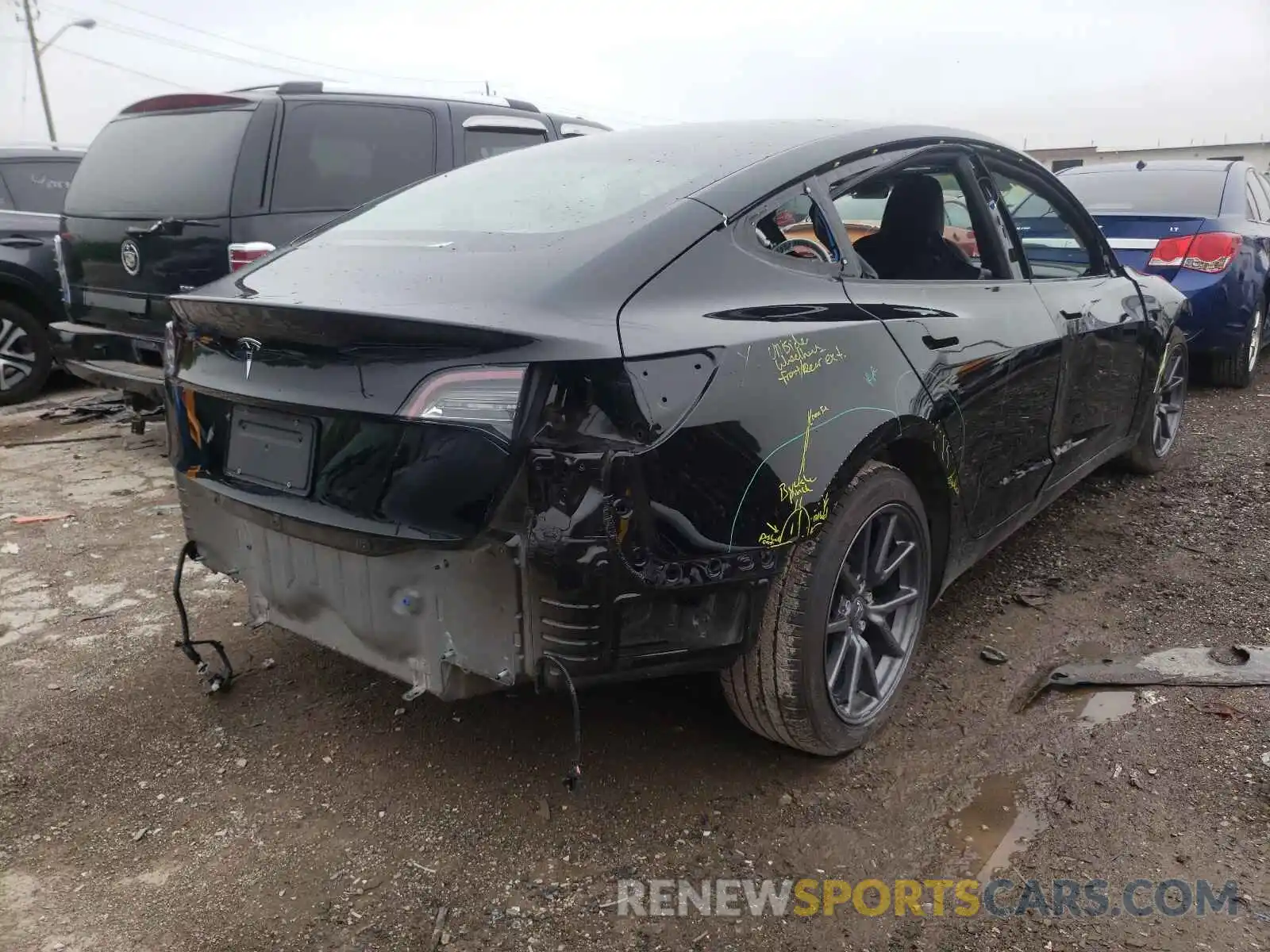 4 Photograph of a damaged car 5YJ3E1EA9LF784738 TESLA MODEL 3 2020