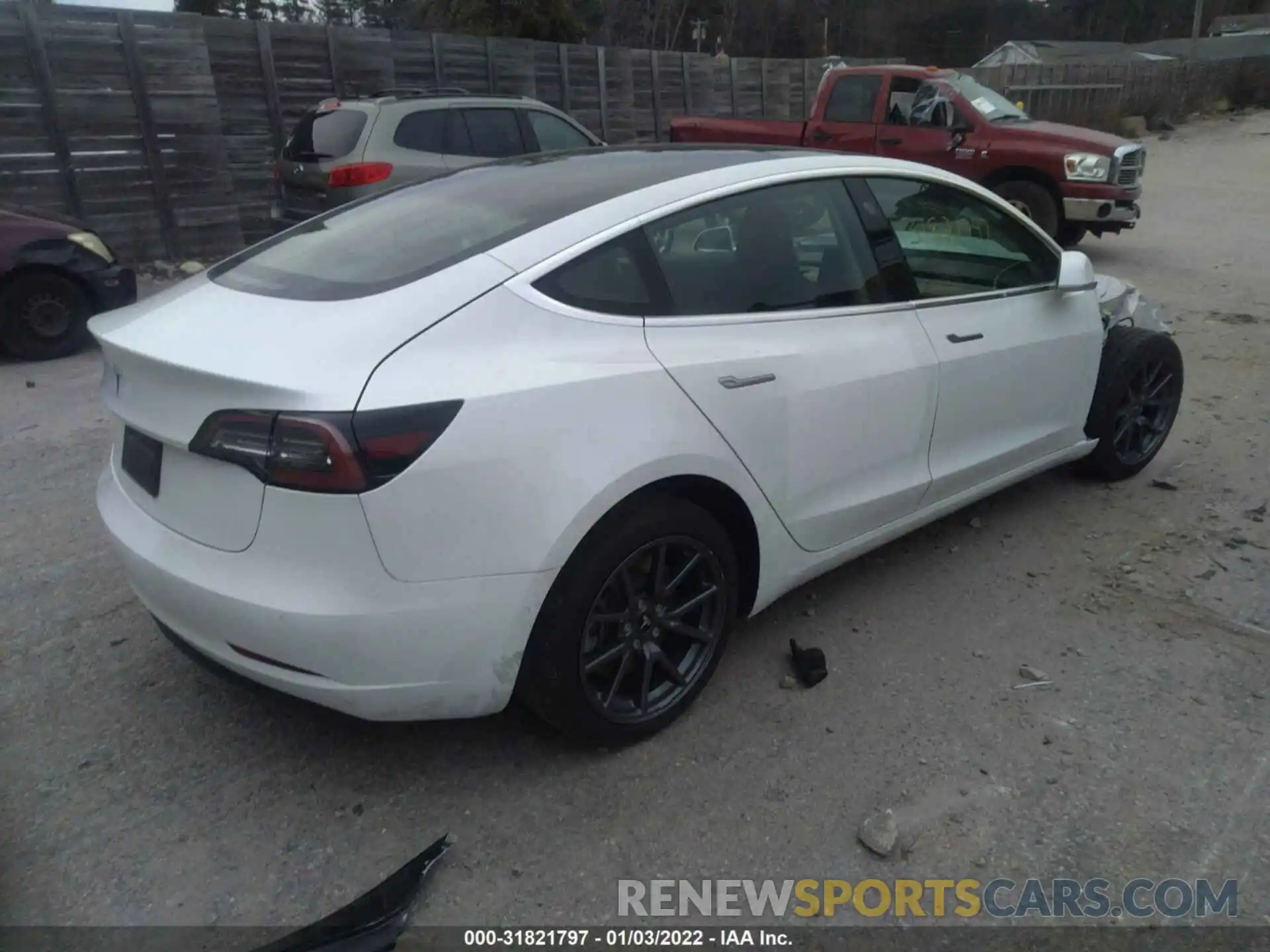 4 Фотография поврежденного автомобиля 5YJ3E1EA9LF792726 TESLA MODEL 3 2020