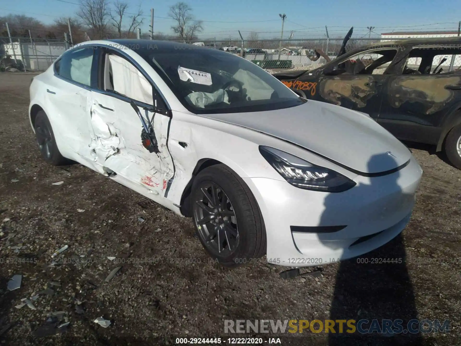 1 Photograph of a damaged car 5YJ3E1EA9LF797182 TESLA MODEL 3 2020