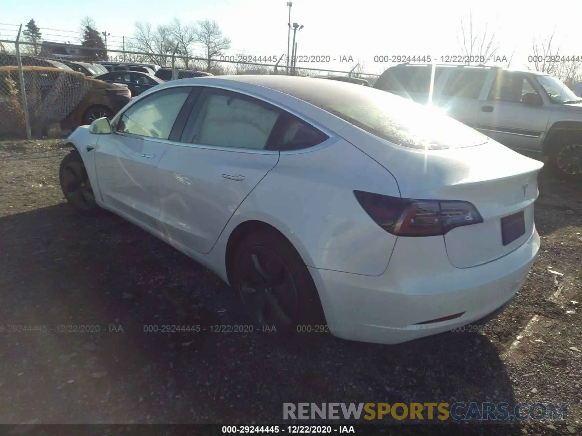 3 Photograph of a damaged car 5YJ3E1EA9LF797182 TESLA MODEL 3 2020