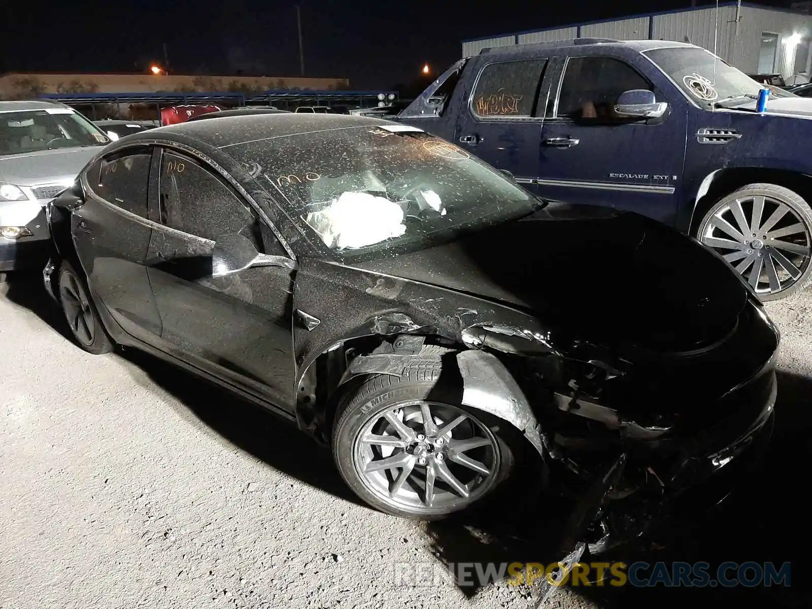 1 Photograph of a damaged car 5YJ3E1EA9LF798834 TESLA MODEL 3 2020