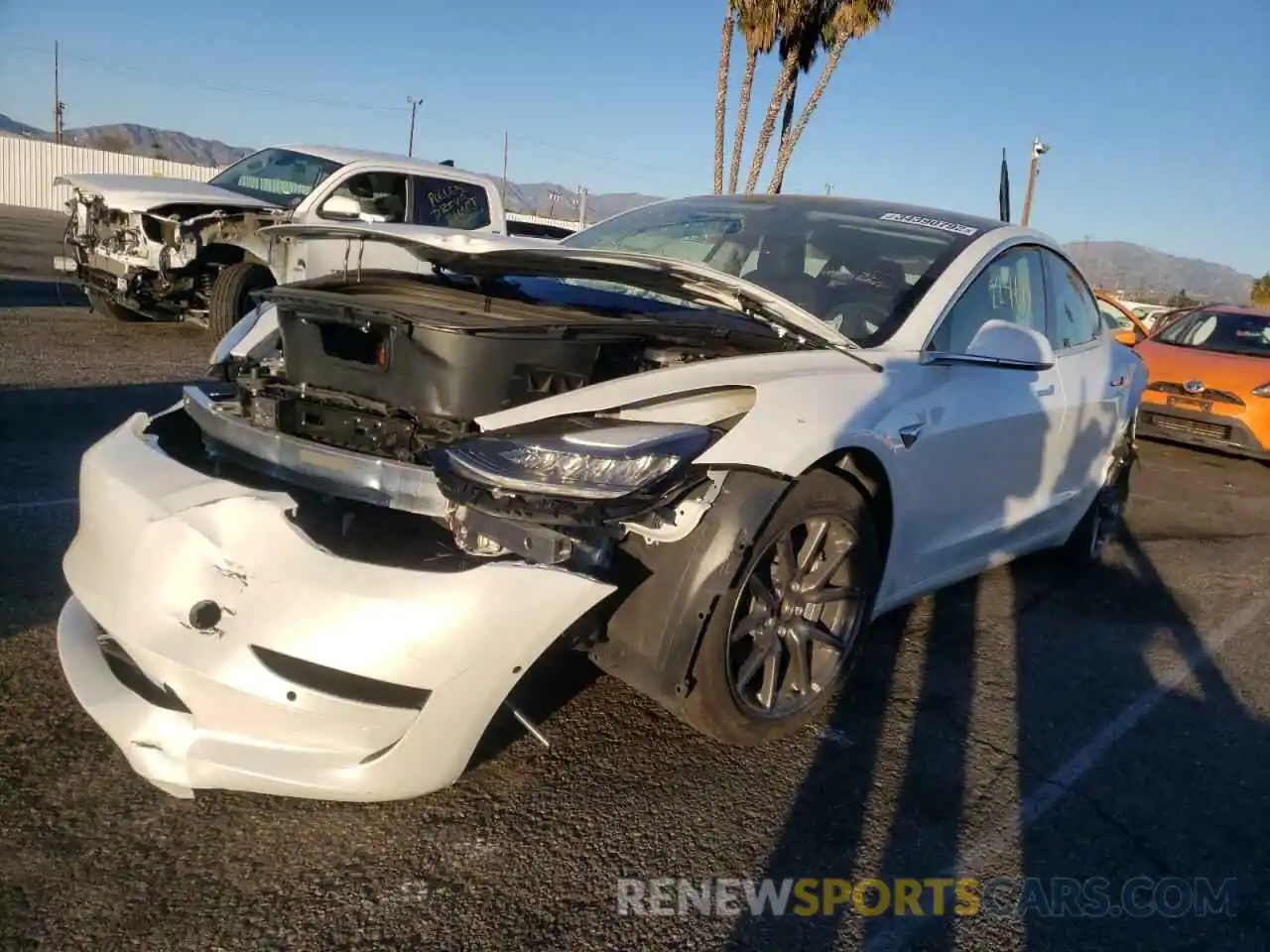 2 Photograph of a damaged car 5YJ3E1EA9LF800081 TESLA MODEL 3 2020