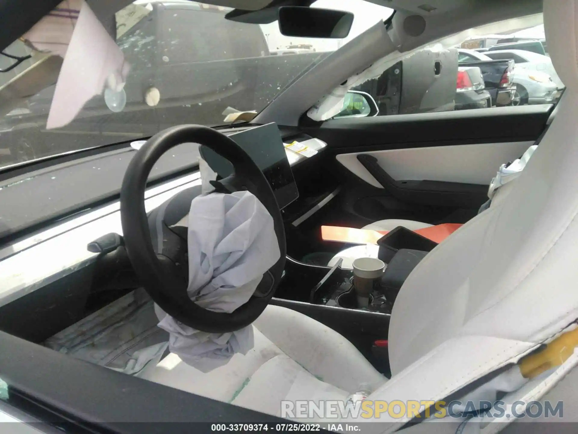 5 Photograph of a damaged car 5YJ3E1EA9LF806916 TESLA MODEL 3 2020