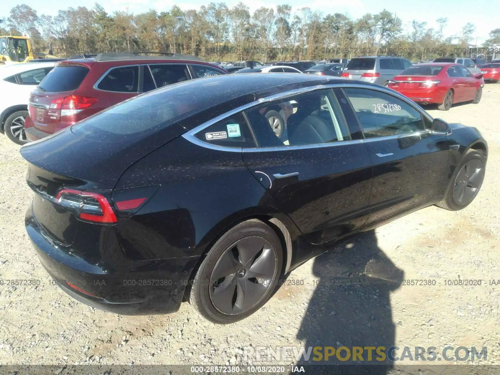 4 Photograph of a damaged car 5YJ3E1EAXLF426838 TESLA MODEL 3 2020