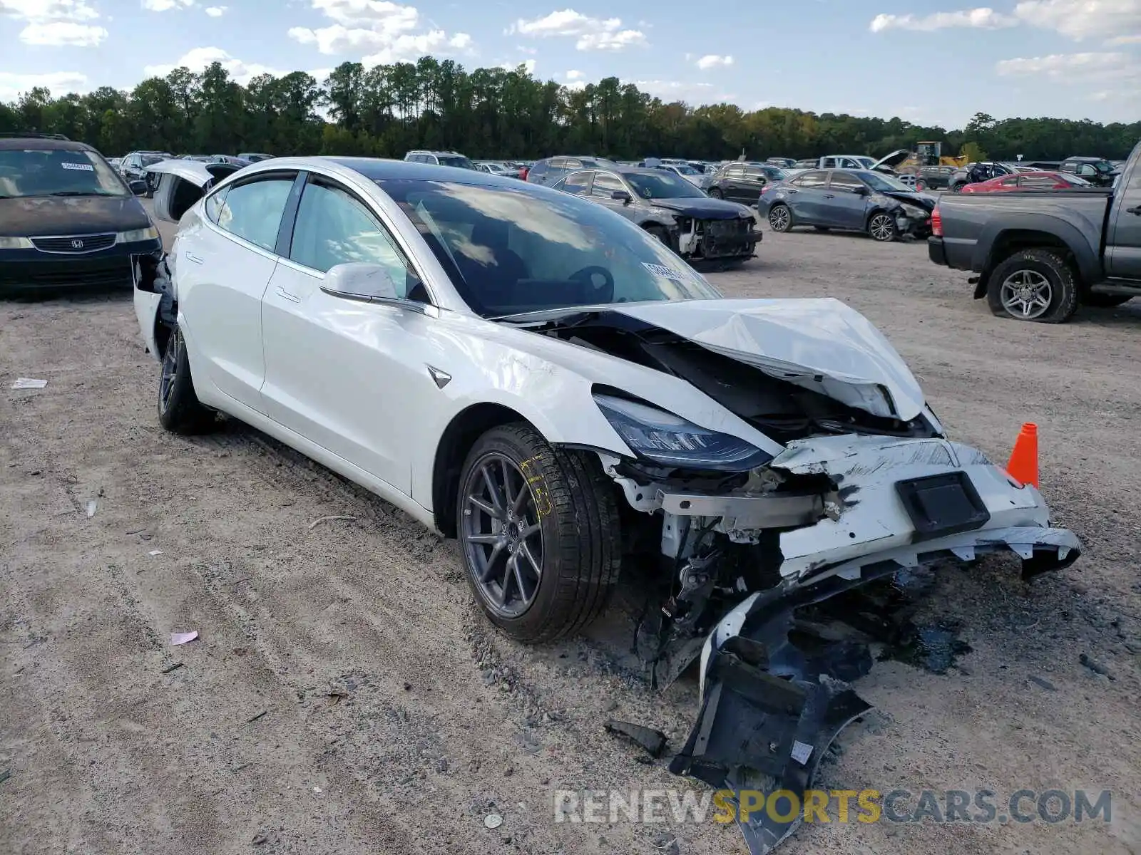 1 Photograph of a damaged car 5YJ3E1EAXLF504602 TESLA MODEL 3 2020