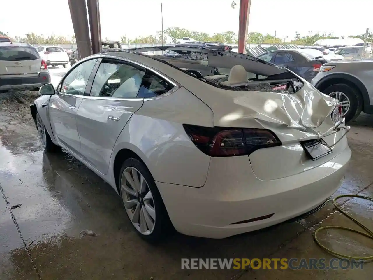 3 Photograph of a damaged car 5YJ3E1EAXLF509931 TESLA MODEL 3 2020