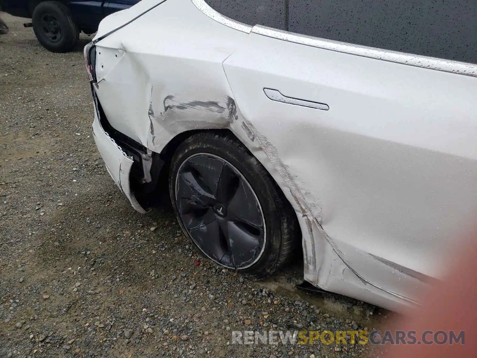 9 Photograph of a damaged car 5YJ3E1EAXLF590526 TESLA MODEL 3 2020