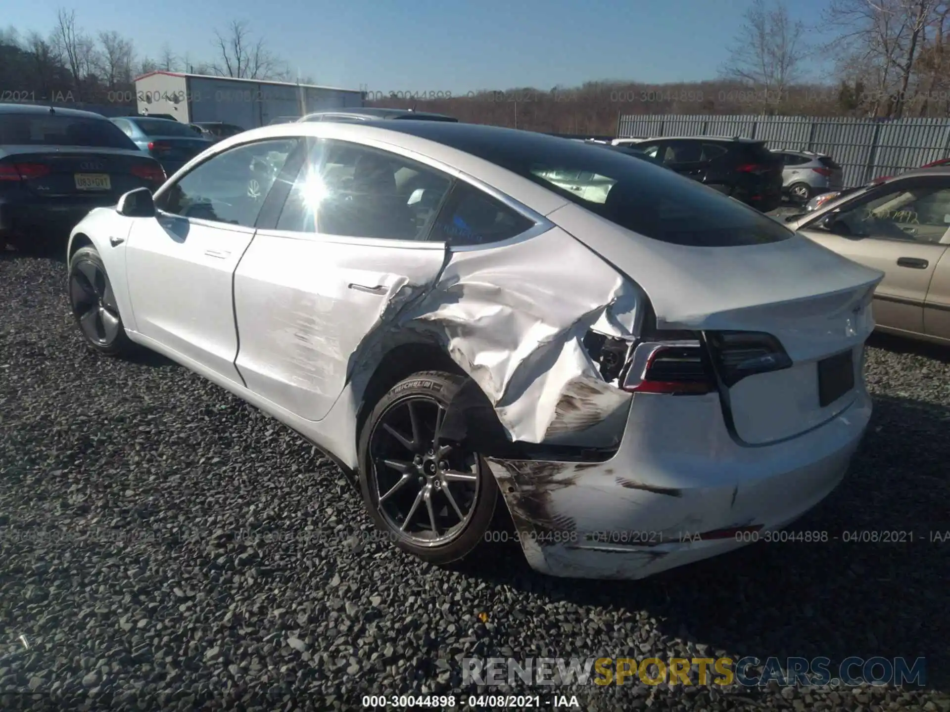 3 Photograph of a damaged car 5YJ3E1EAXLF597797 TESLA MODEL 3 2020