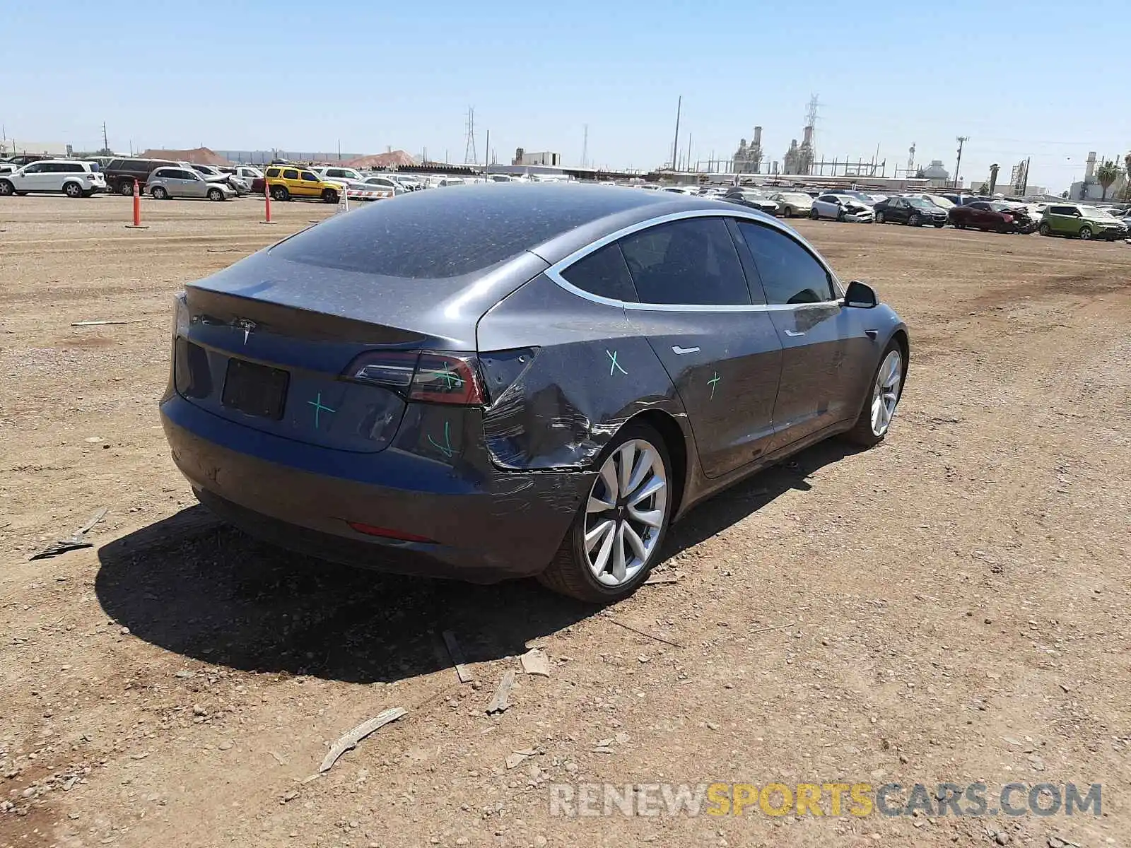 4 Фотография поврежденного автомобиля 5YJ3E1EAXLF598531 TESLA MODEL 3 2020