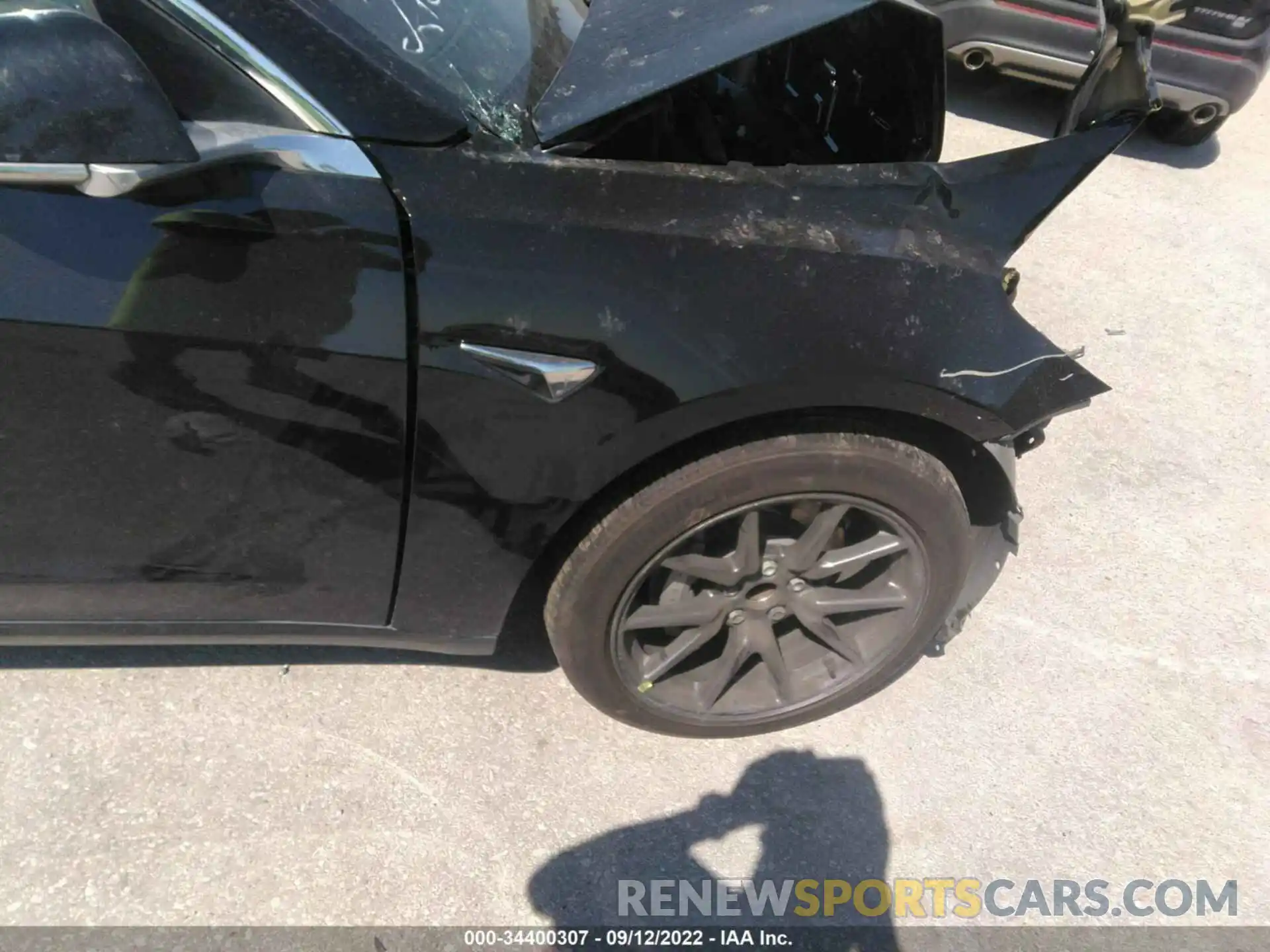 14 Photograph of a damaged car 5YJ3E1EAXLF606272 TESLA MODEL 3 2020