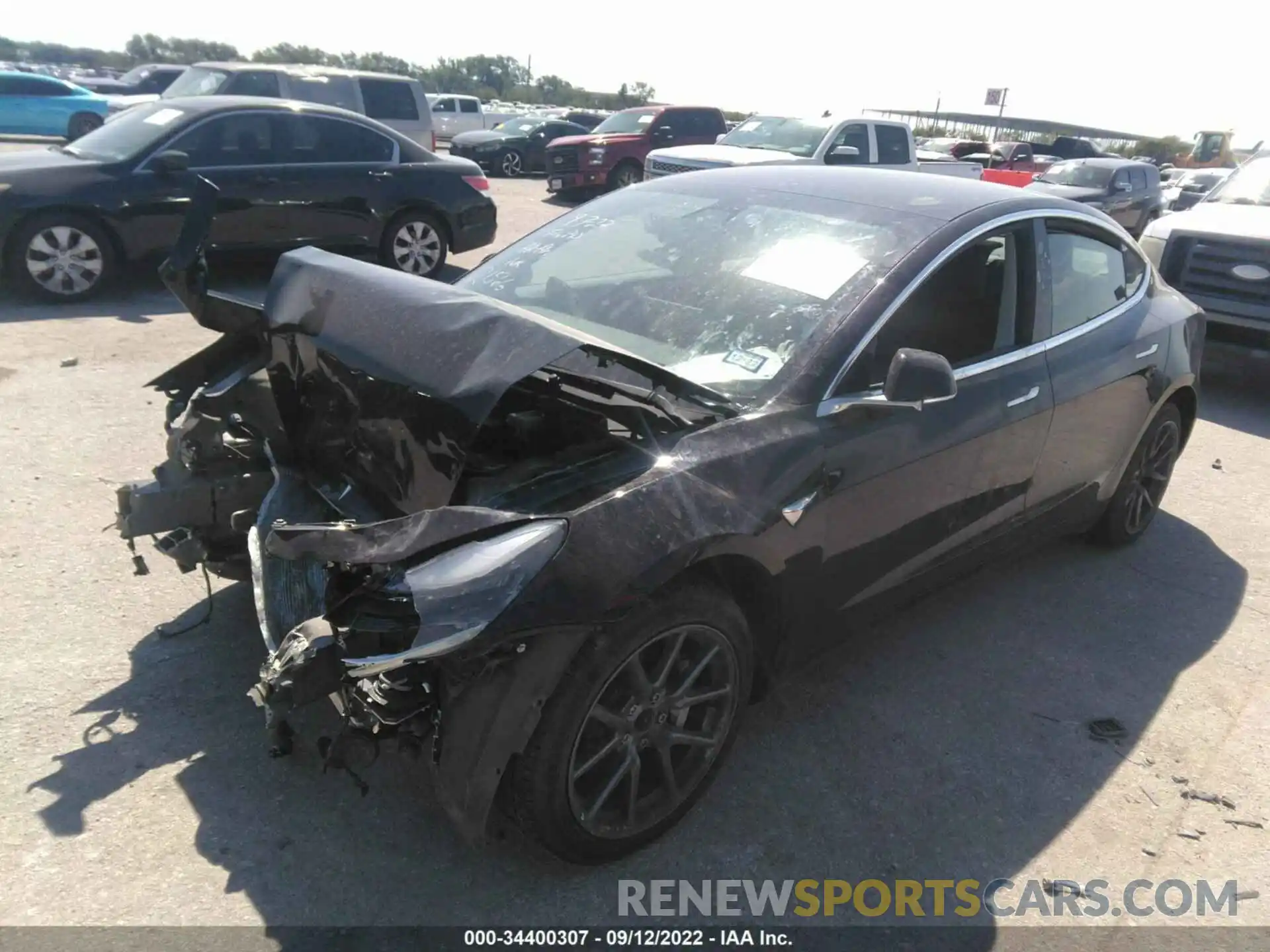 2 Photograph of a damaged car 5YJ3E1EAXLF606272 TESLA MODEL 3 2020