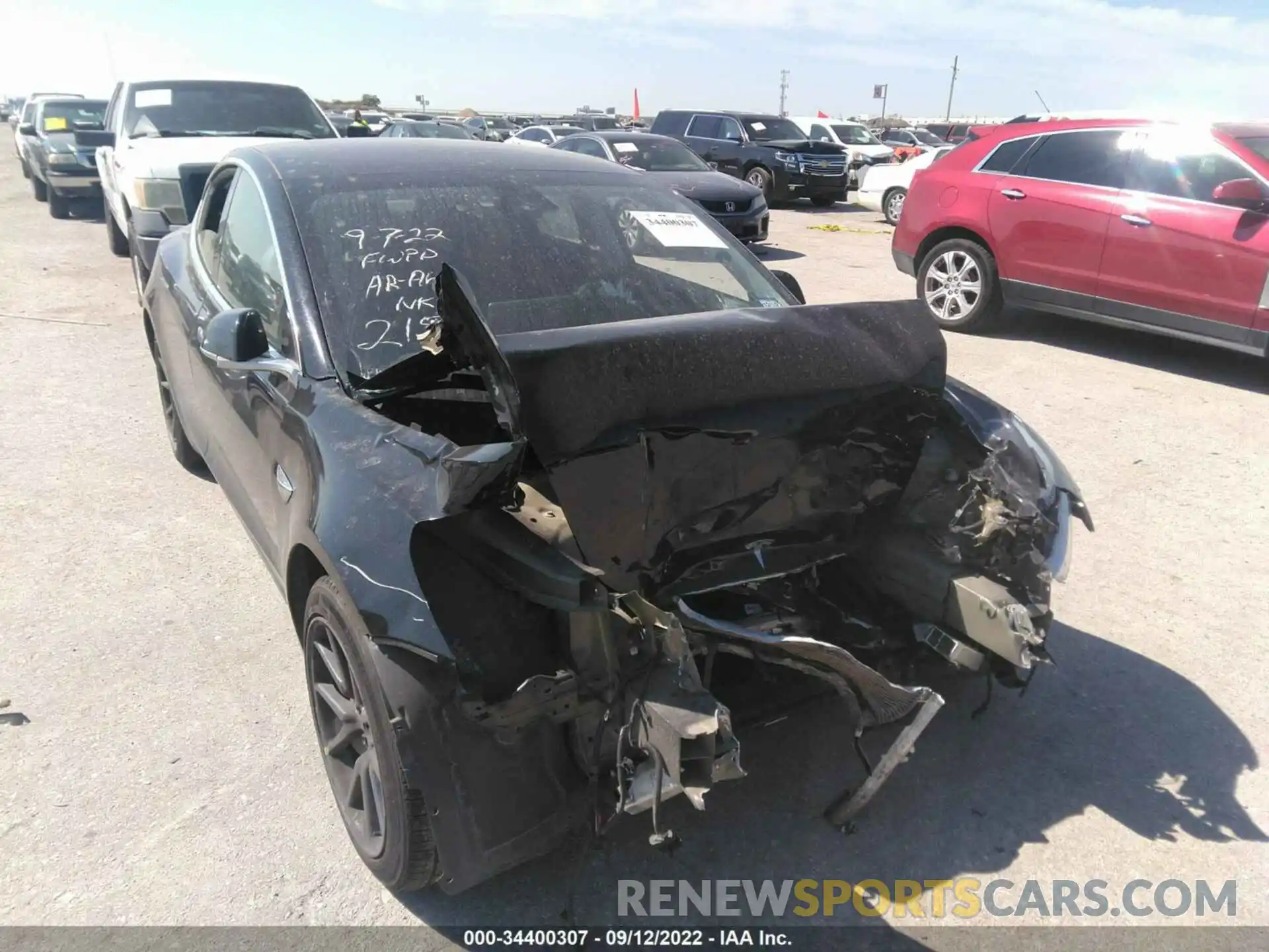 6 Photograph of a damaged car 5YJ3E1EAXLF606272 TESLA MODEL 3 2020