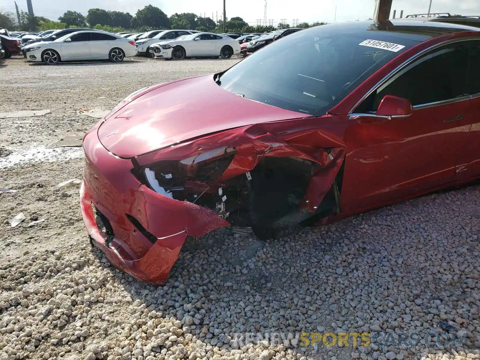 10 Photograph of a damaged car 5YJ3E1EAXLF606580 TESLA MODEL 3 2020