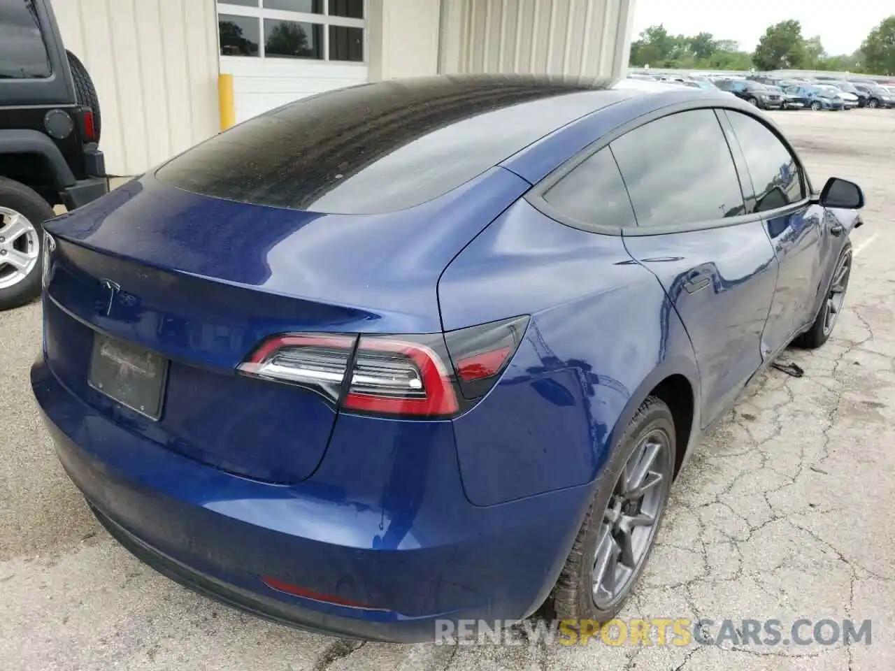 4 Photograph of a damaged car 5YJ3E1EAXLF609303 TESLA MODEL 3 2020