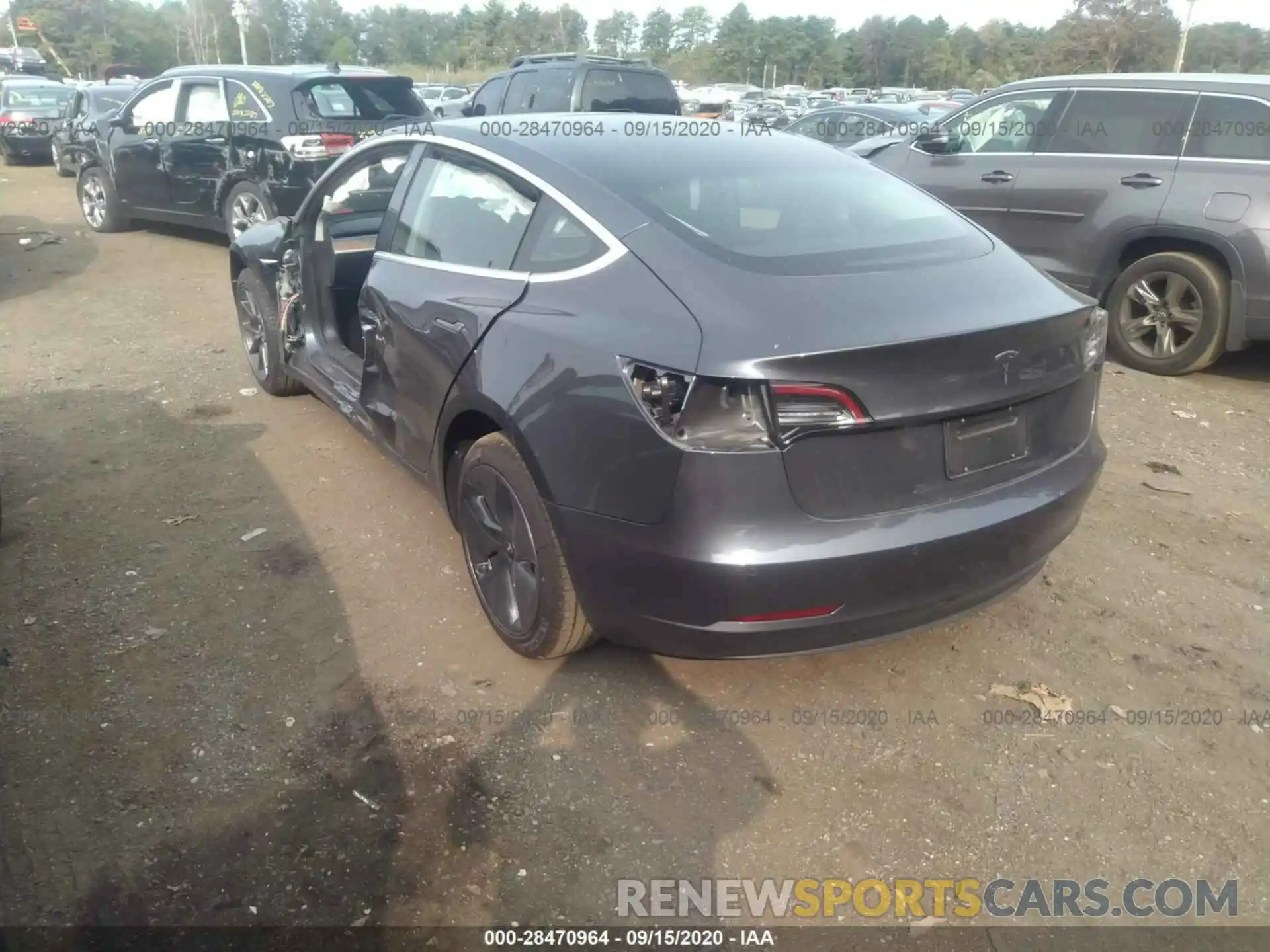 3 Фотография поврежденного автомобиля 5YJ3E1EAXLF611472 TESLA MODEL 3 2020