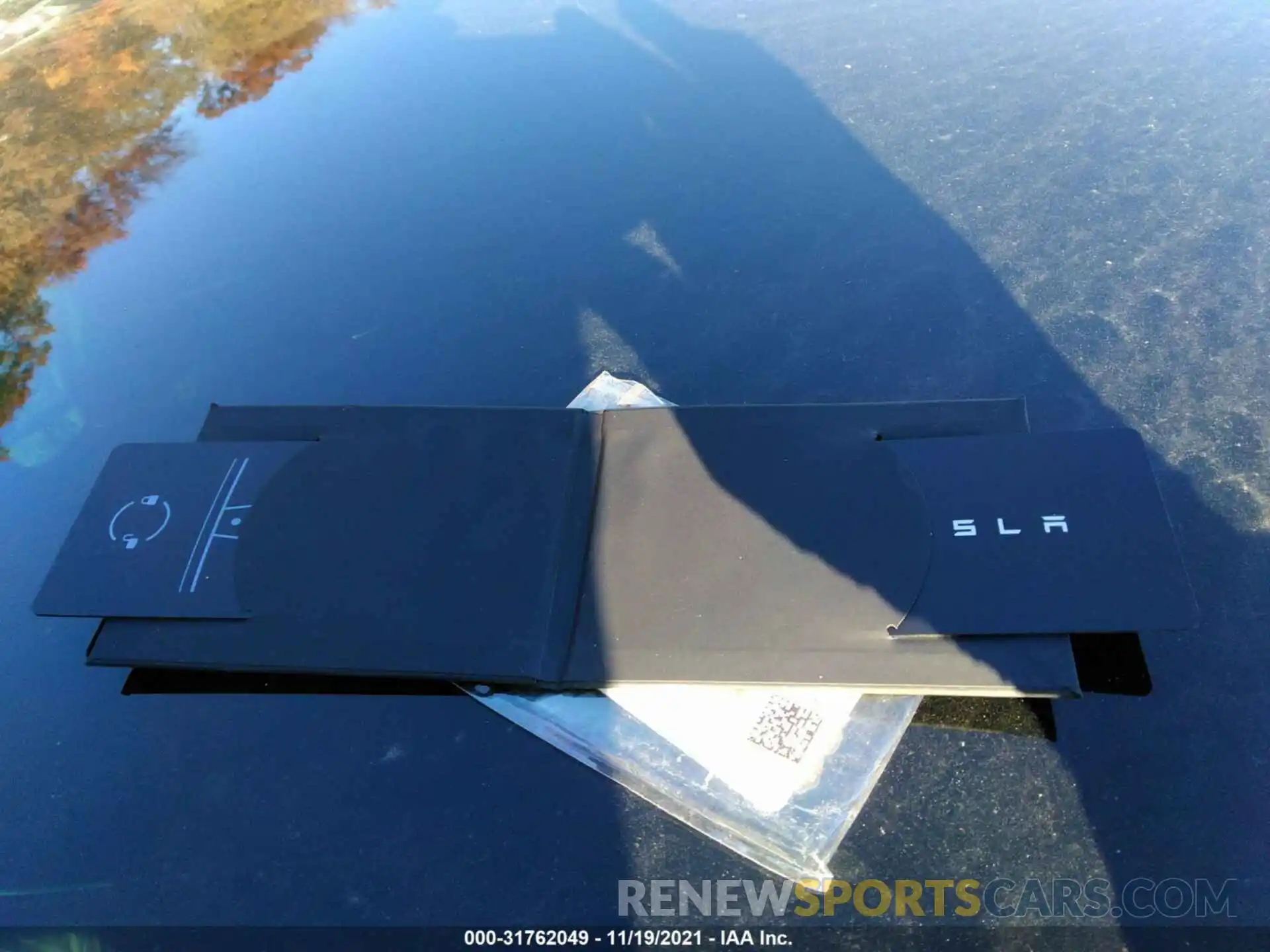 11 Photograph of a damaged car 5YJ3E1EAXLF611620 TESLA MODEL 3 2020