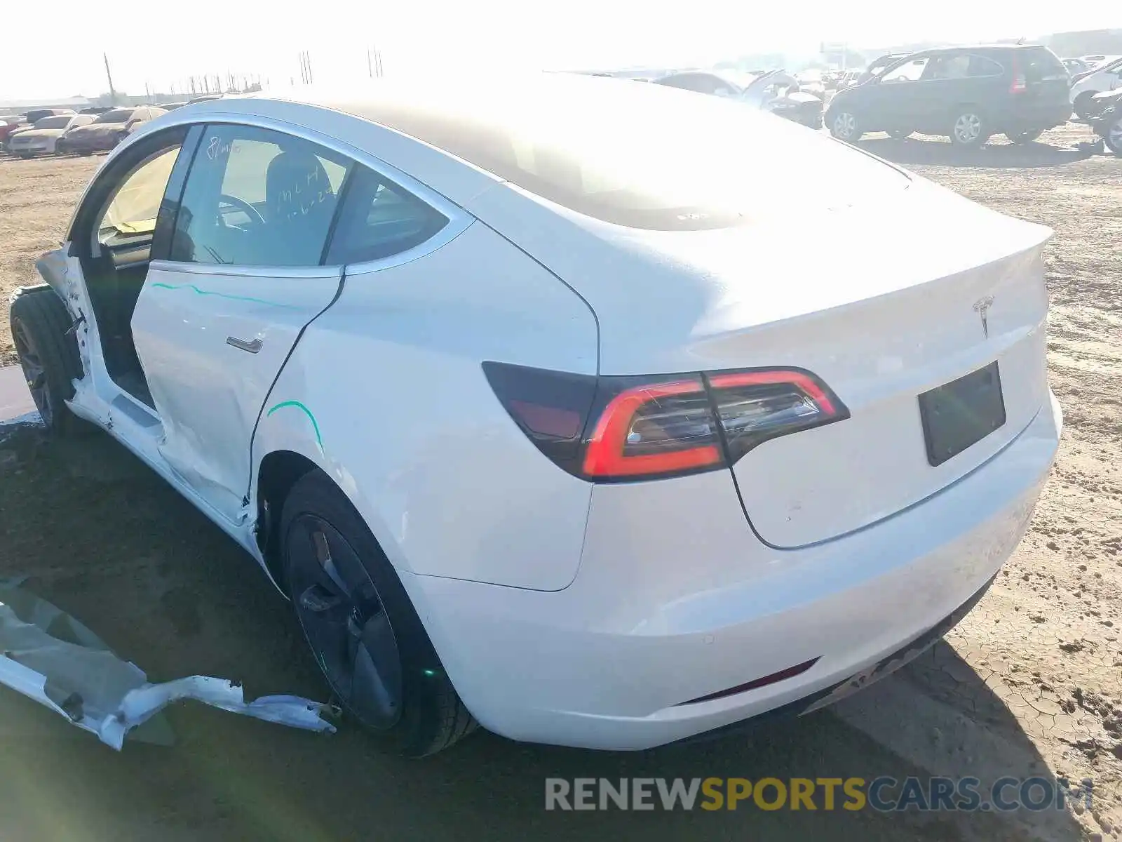 3 Photograph of a damaged car 5YJ3E1EAXLF612136 TESLA MODEL 3 2020