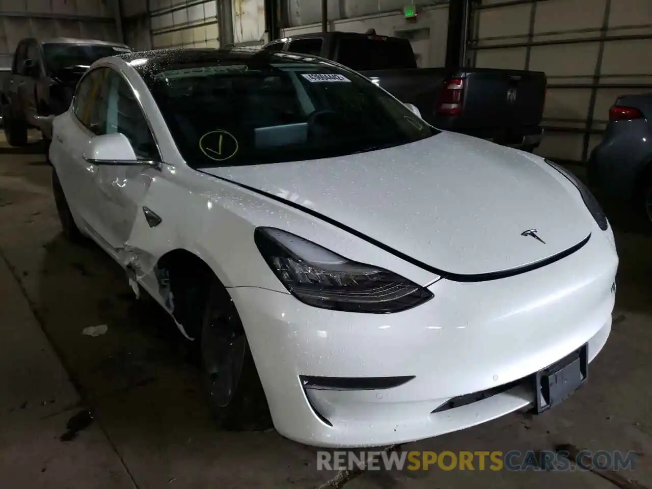 1 Photograph of a damaged car 5YJ3E1EAXLF612492 TESLA MODEL 3 2020