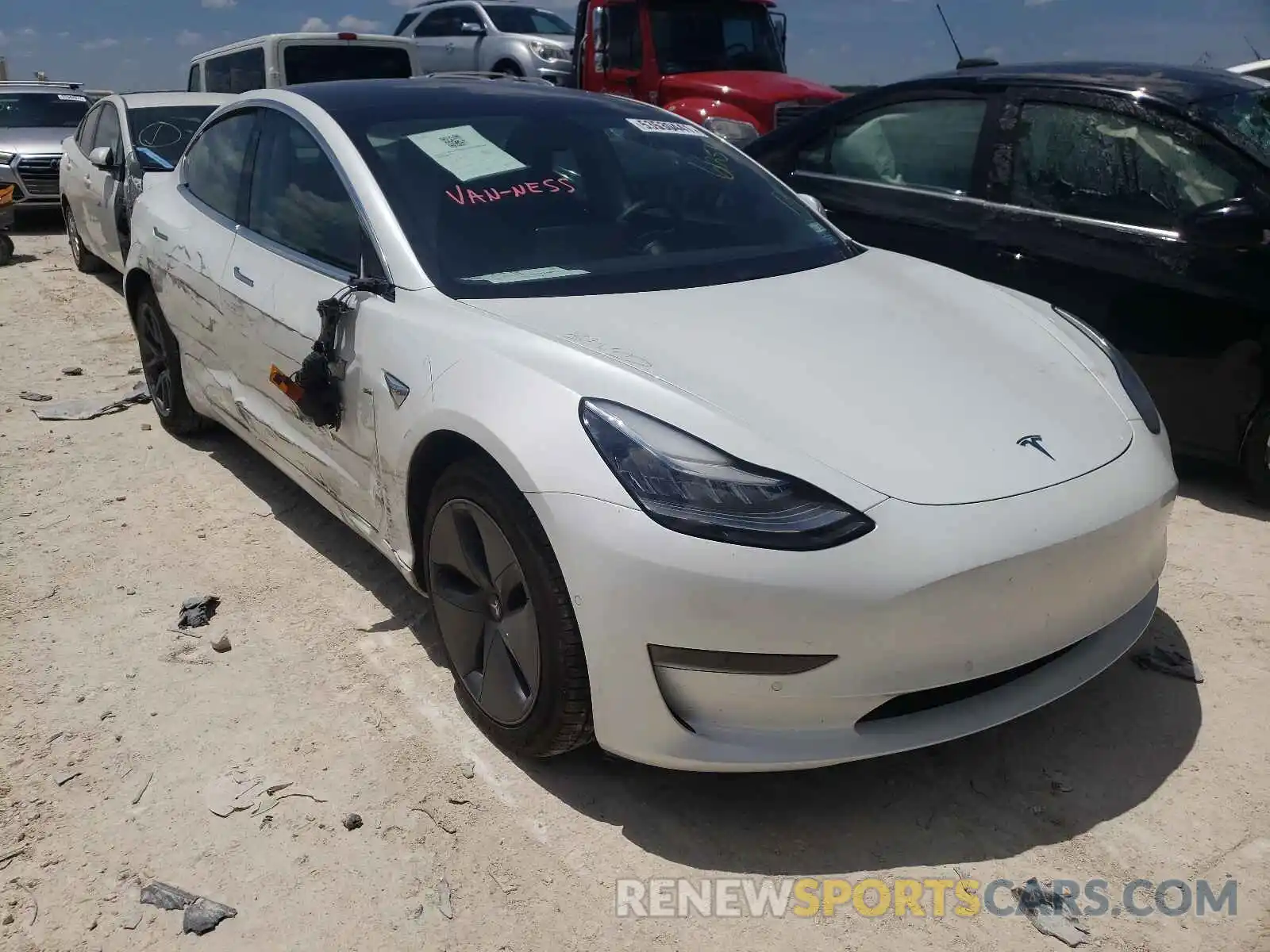 1 Photograph of a damaged car 5YJ3E1EAXLF612511 TESLA MODEL 3 2020