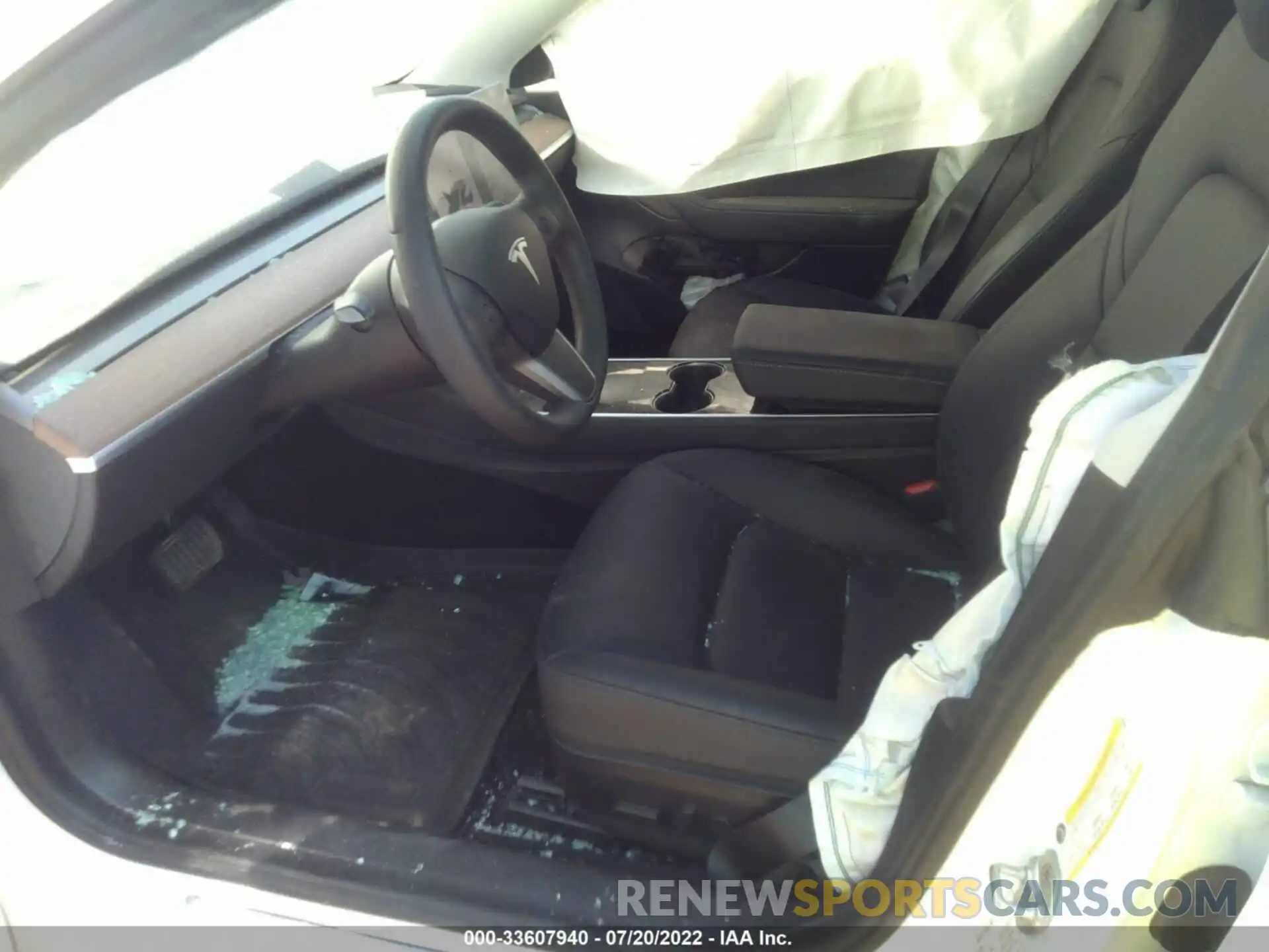 5 Photograph of a damaged car 5YJ3E1EAXLF612931 TESLA MODEL 3 2020