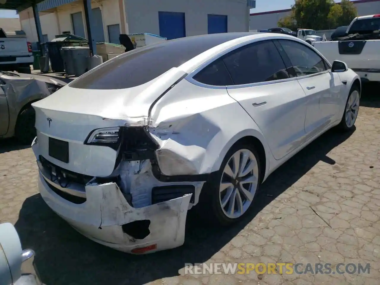 4 Photograph of a damaged car 5YJ3E1EAXLF614517 TESLA MODEL 3 2020