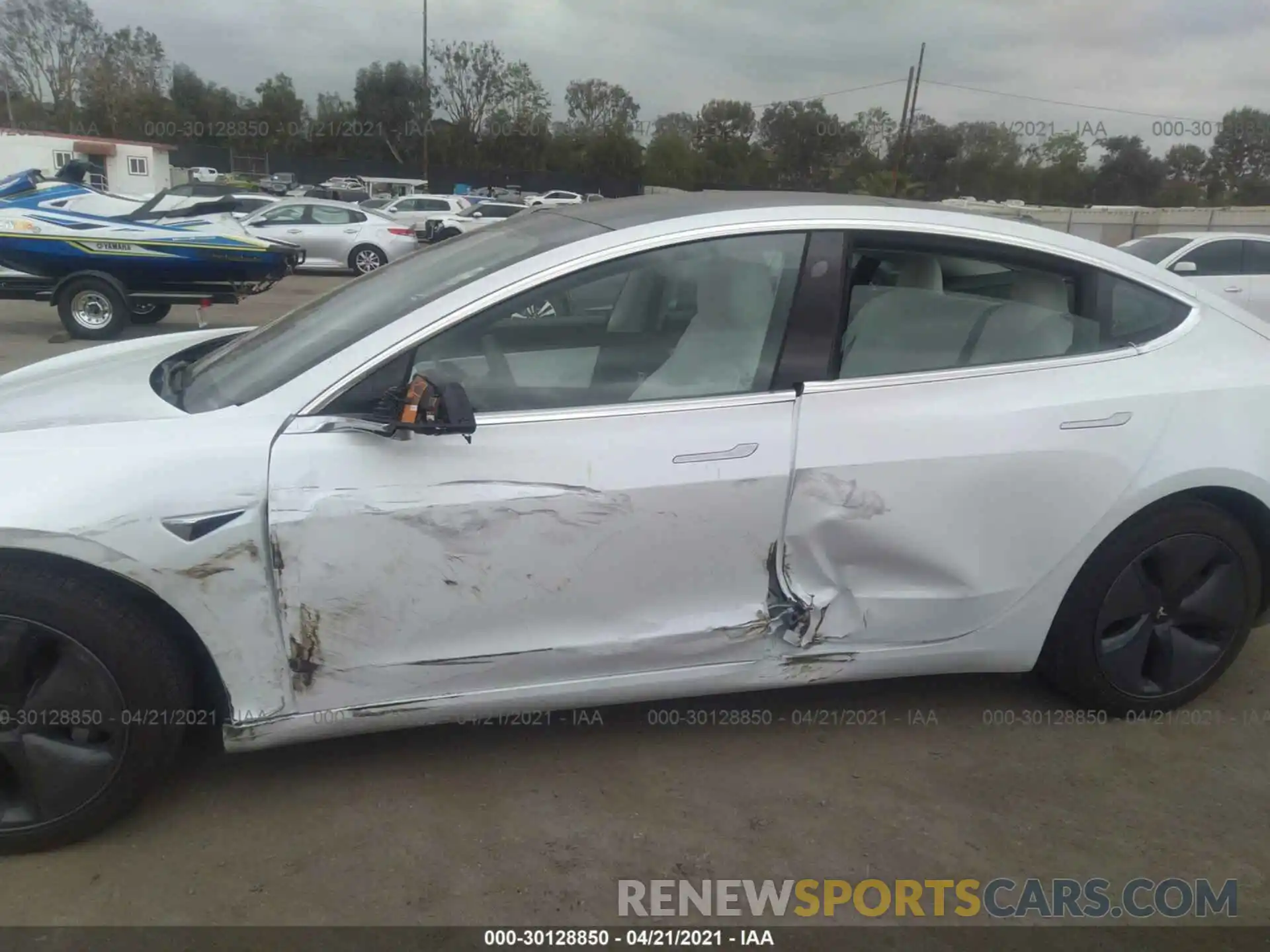 6 Photograph of a damaged car 5YJ3E1EAXLF615599 TESLA MODEL 3 2020