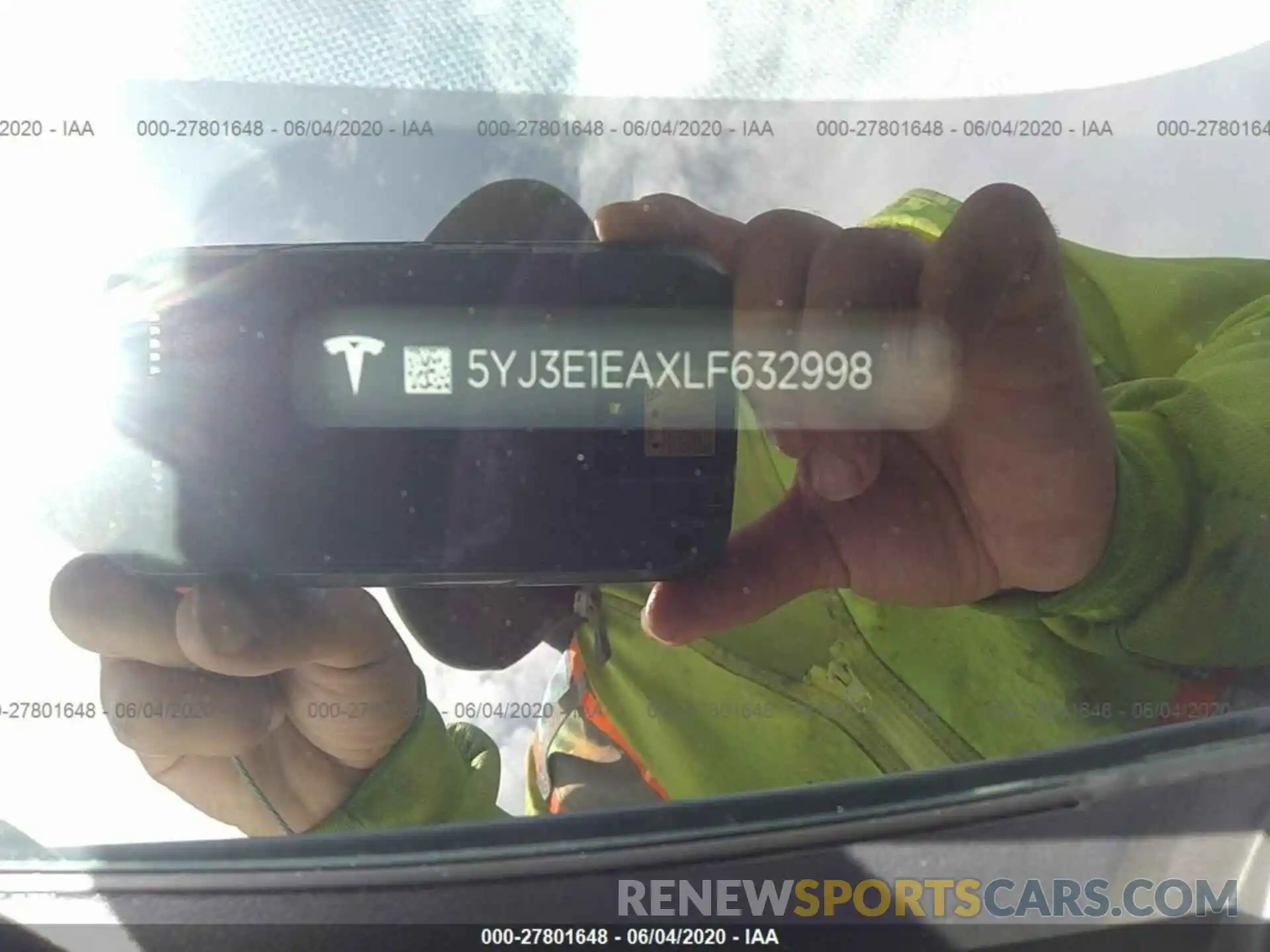 9 Photograph of a damaged car 5YJ3E1EAXLF632998 TESLA MODEL 3 2020