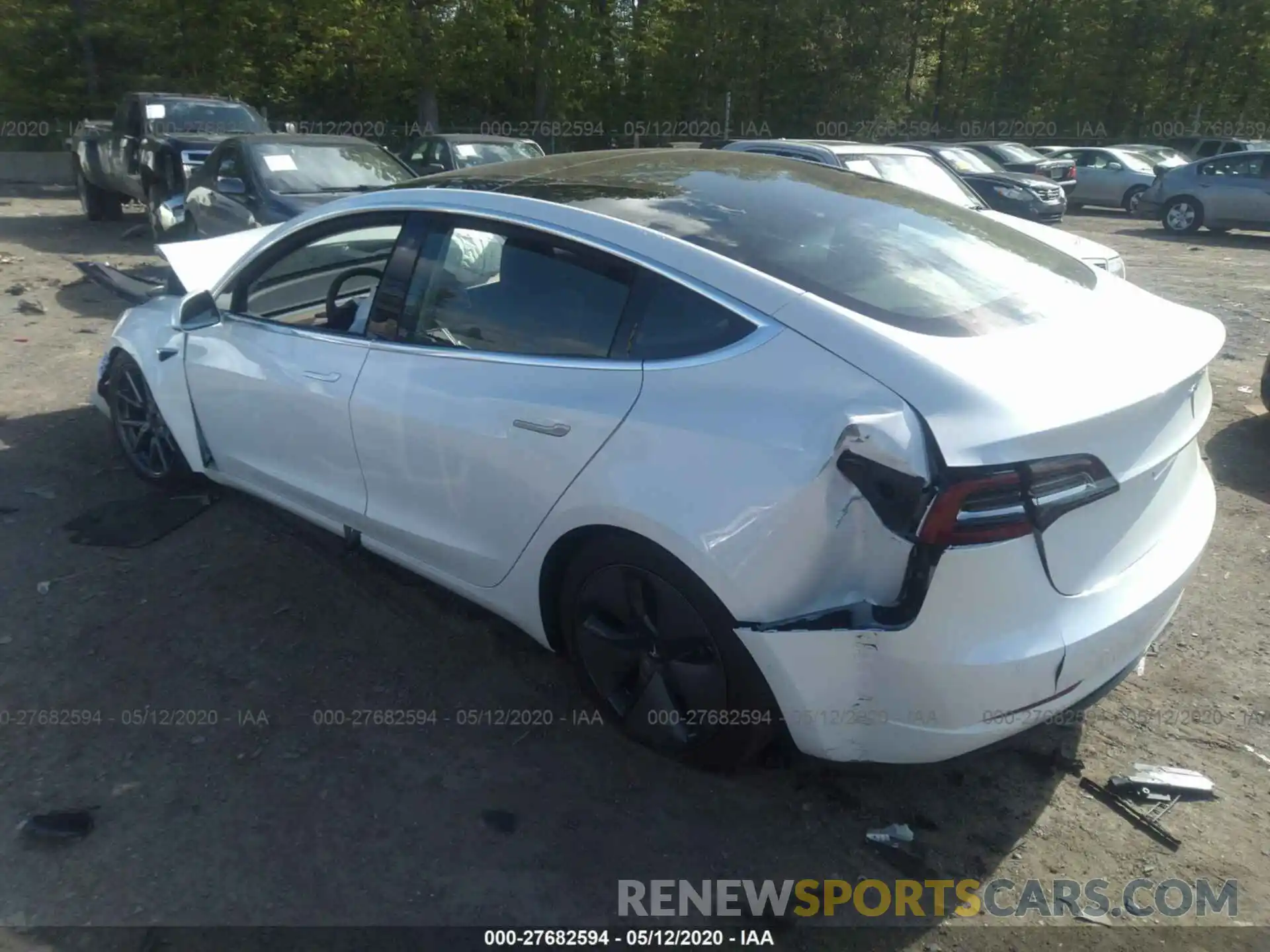 3 Photograph of a damaged car 5YJ3E1EAXLF633018 TESLA MODEL 3 2020