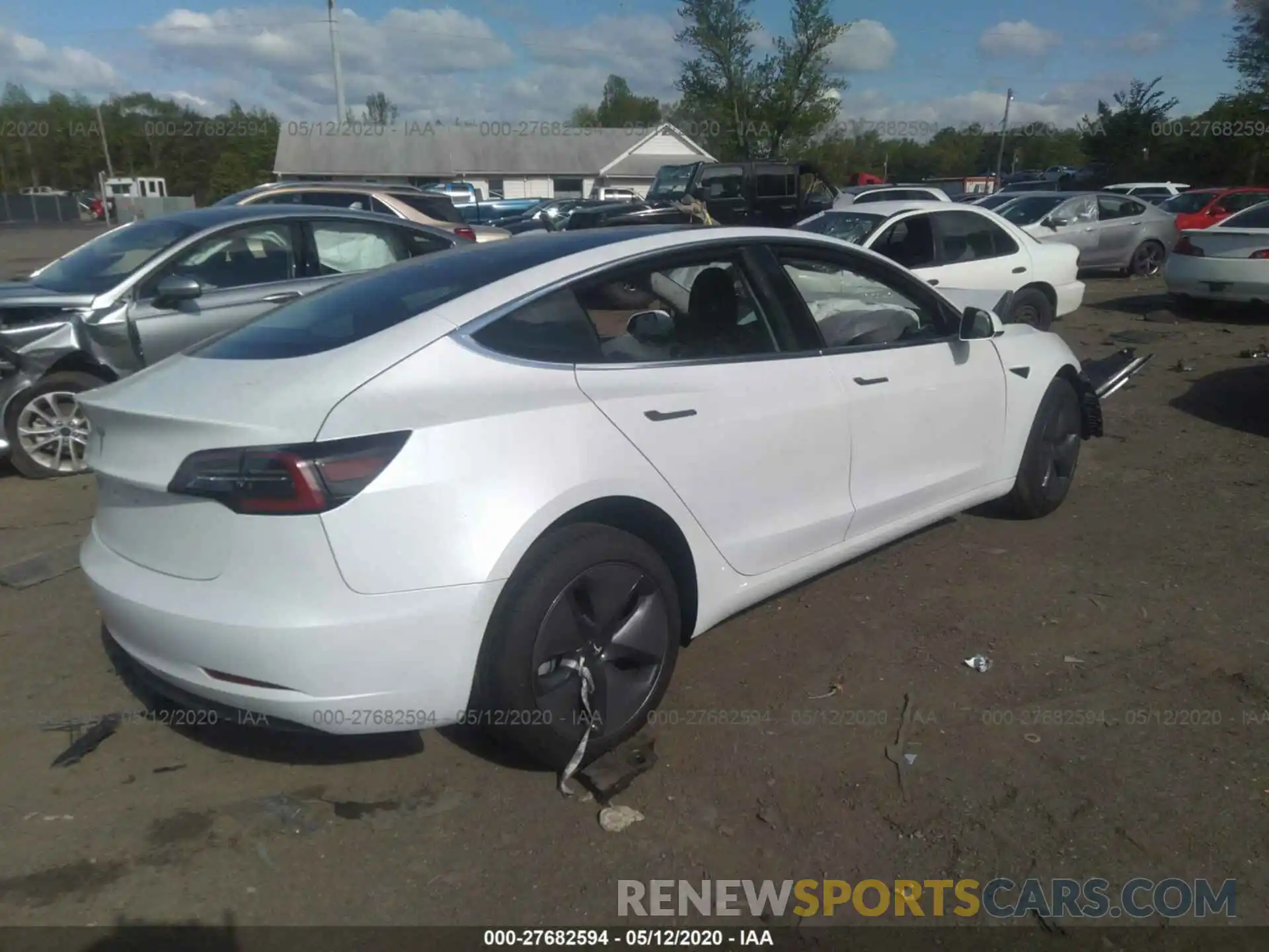 4 Фотография поврежденного автомобиля 5YJ3E1EAXLF633018 TESLA MODEL 3 2020